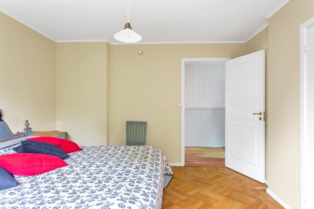Bostadsbild från Södra Parkvägen 12A, Såld i Norby, Uppsala