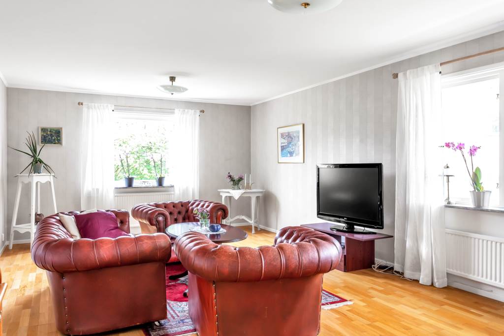 Bostadsbild från Södra Parkvägen 12A, Såld i Norby, Uppsala