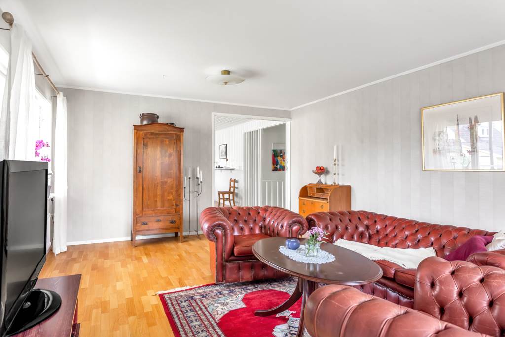Bostadsbild från Södra Parkvägen 12A, Såld i Norby, Uppsala