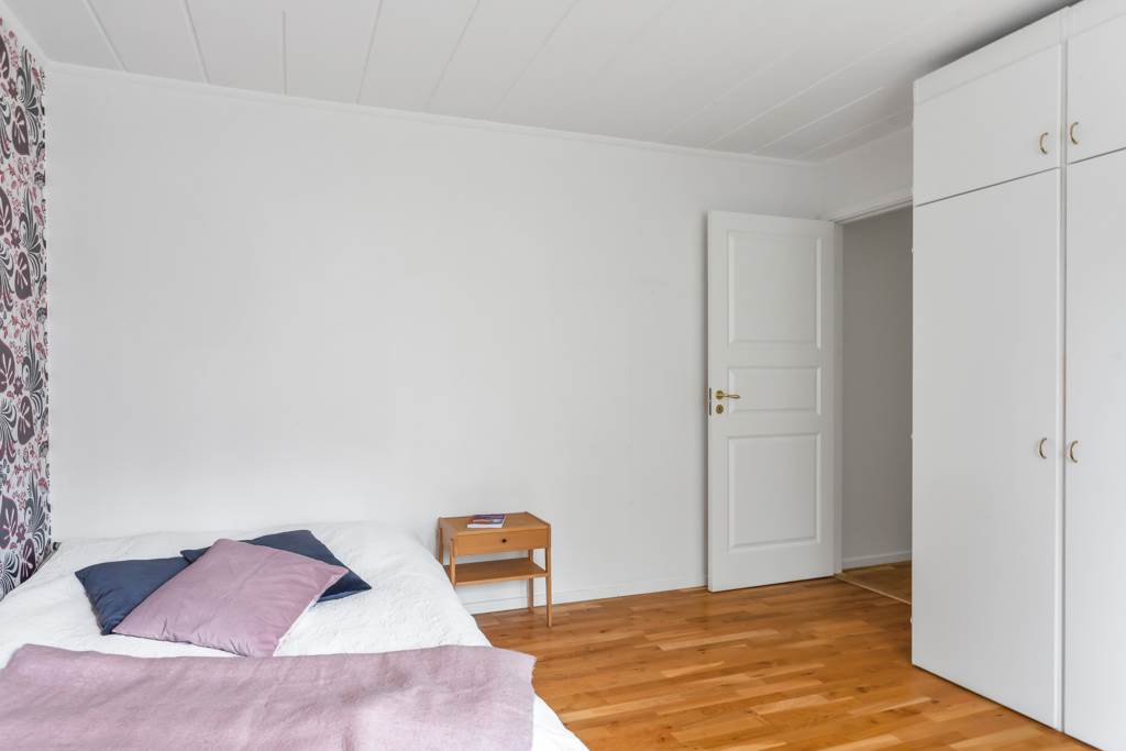 Bostadsbild från Södra Parkvägen 12A, Såld i Norby, Uppsala
