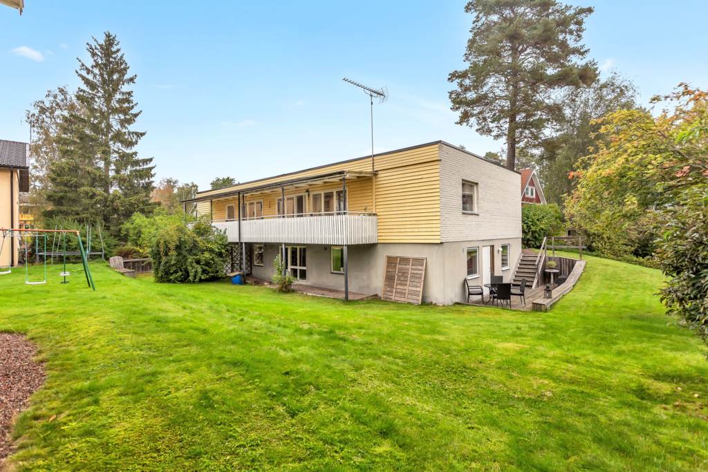 Bostadsbild från Södra Parkvägen 12A, Såld i Norby, Uppsala