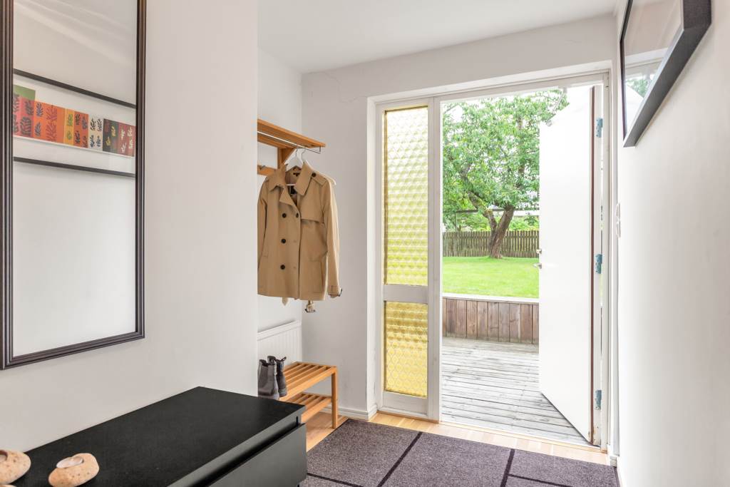 Bostadsbild från Södra Parkvägen 12A, Såld i Norby, Uppsala