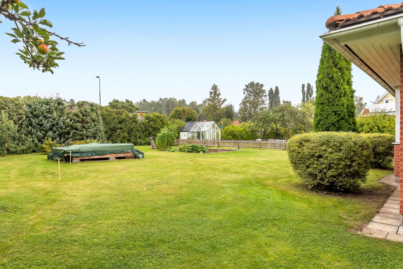 Bostadsbild från Sandmovägen 2, Såld i Valsätra, Uppsala