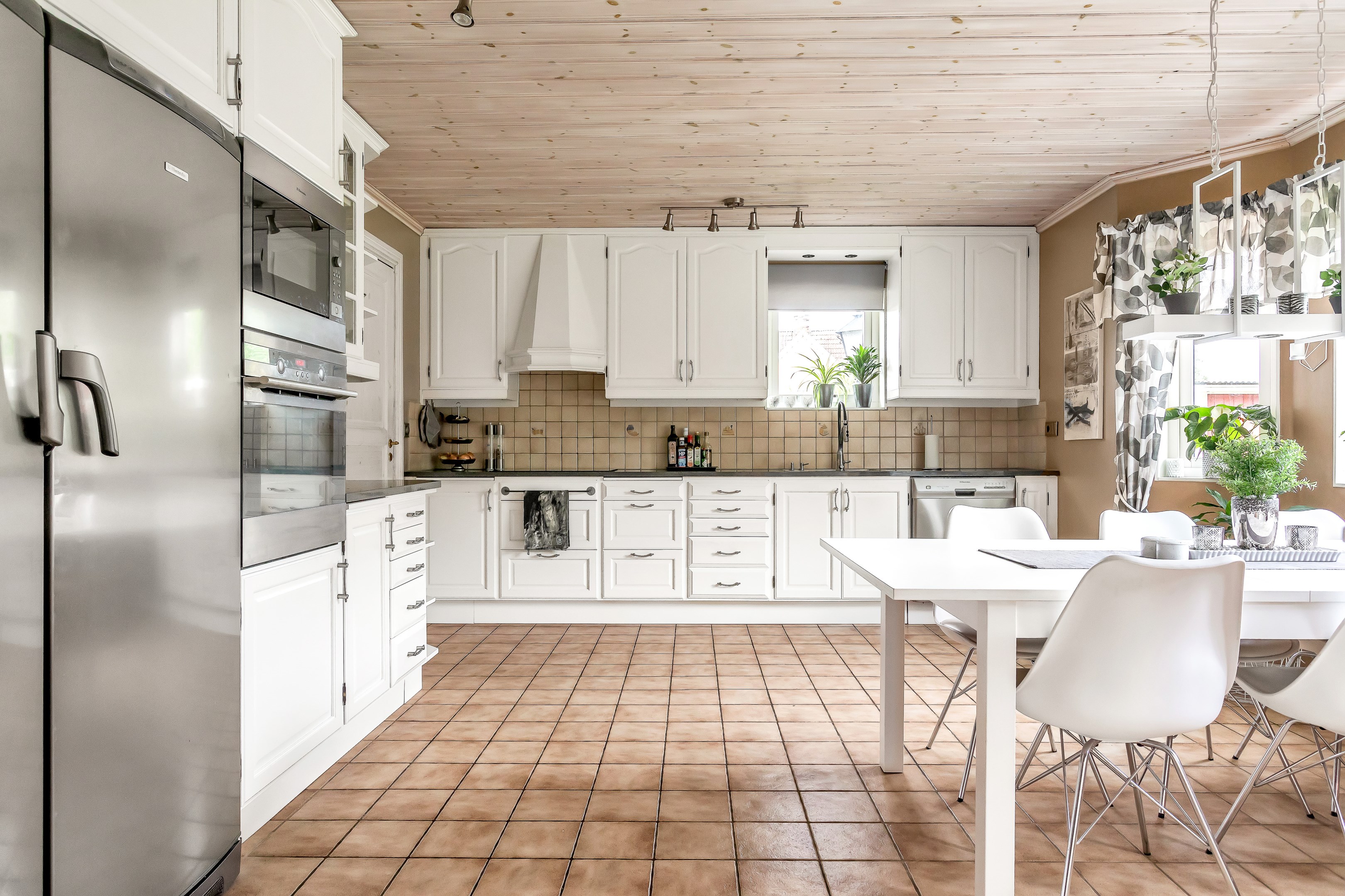 Bostadsbild från Sandmovägen 2, Såld i Valsätra, Uppsala