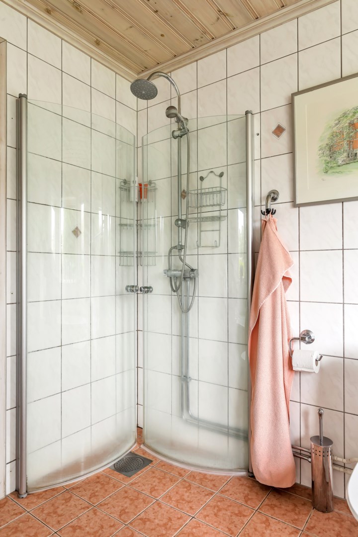 Bostadsbild från Sandmovägen 2, Såld i Valsätra, Uppsala