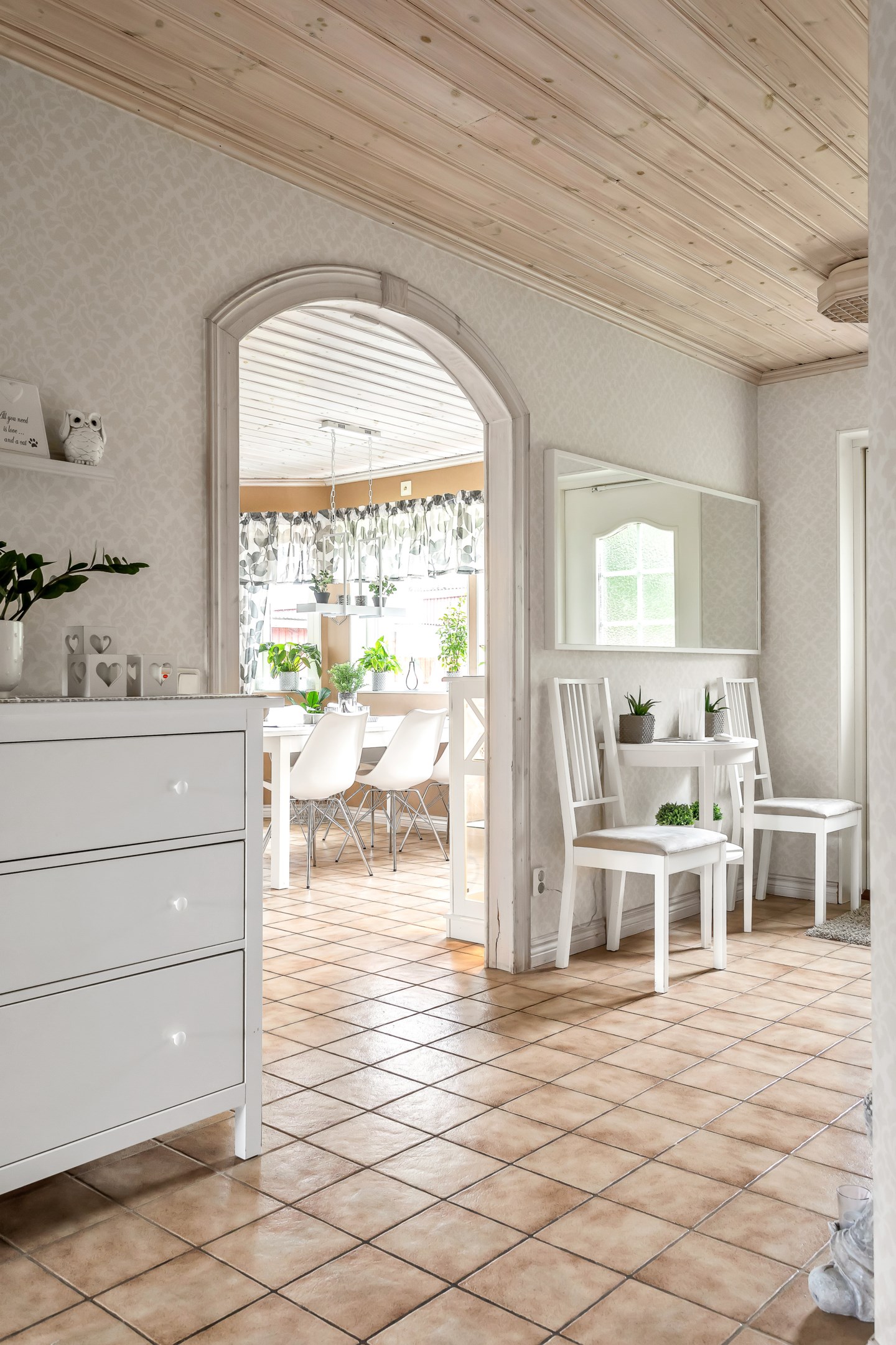 Bostadsbild från Sandmovägen 2, Såld i Valsätra, Uppsala