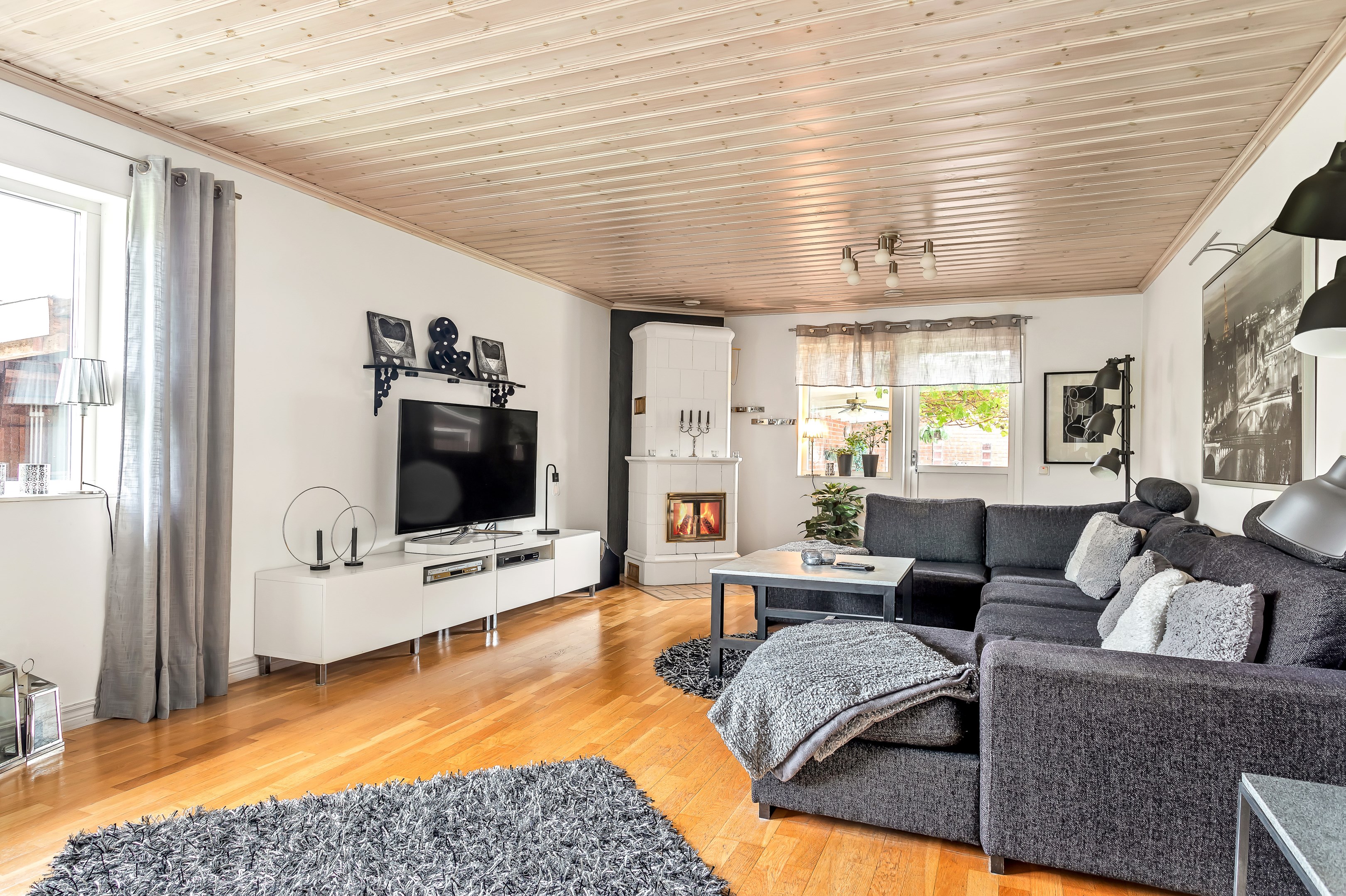 Bostadsbild från Sandmovägen 2, Såld i Valsätra, Uppsala