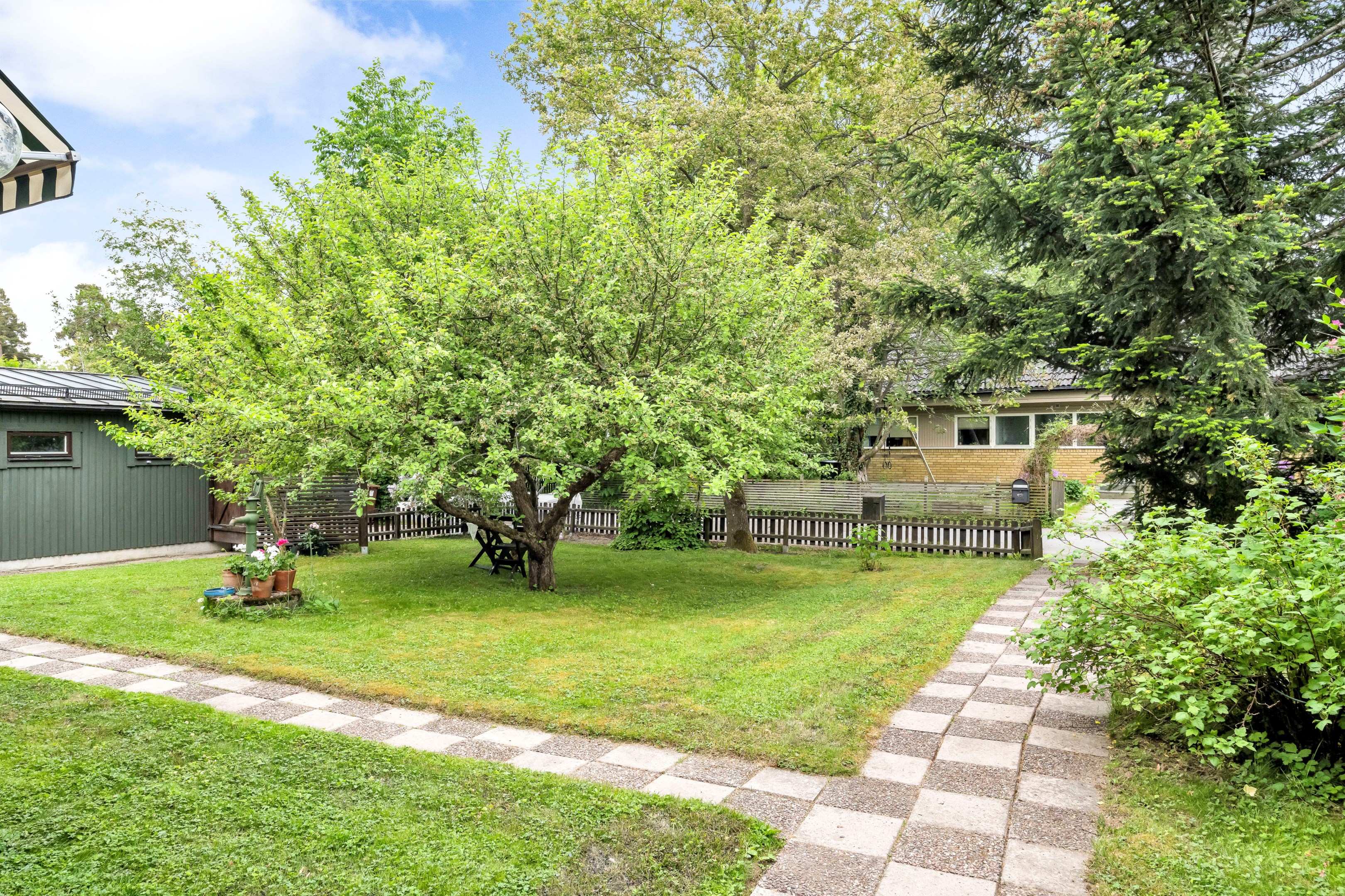 Bostadsbild från Blåmesvägen 7A, Såld i Sunnersta, Uppsala