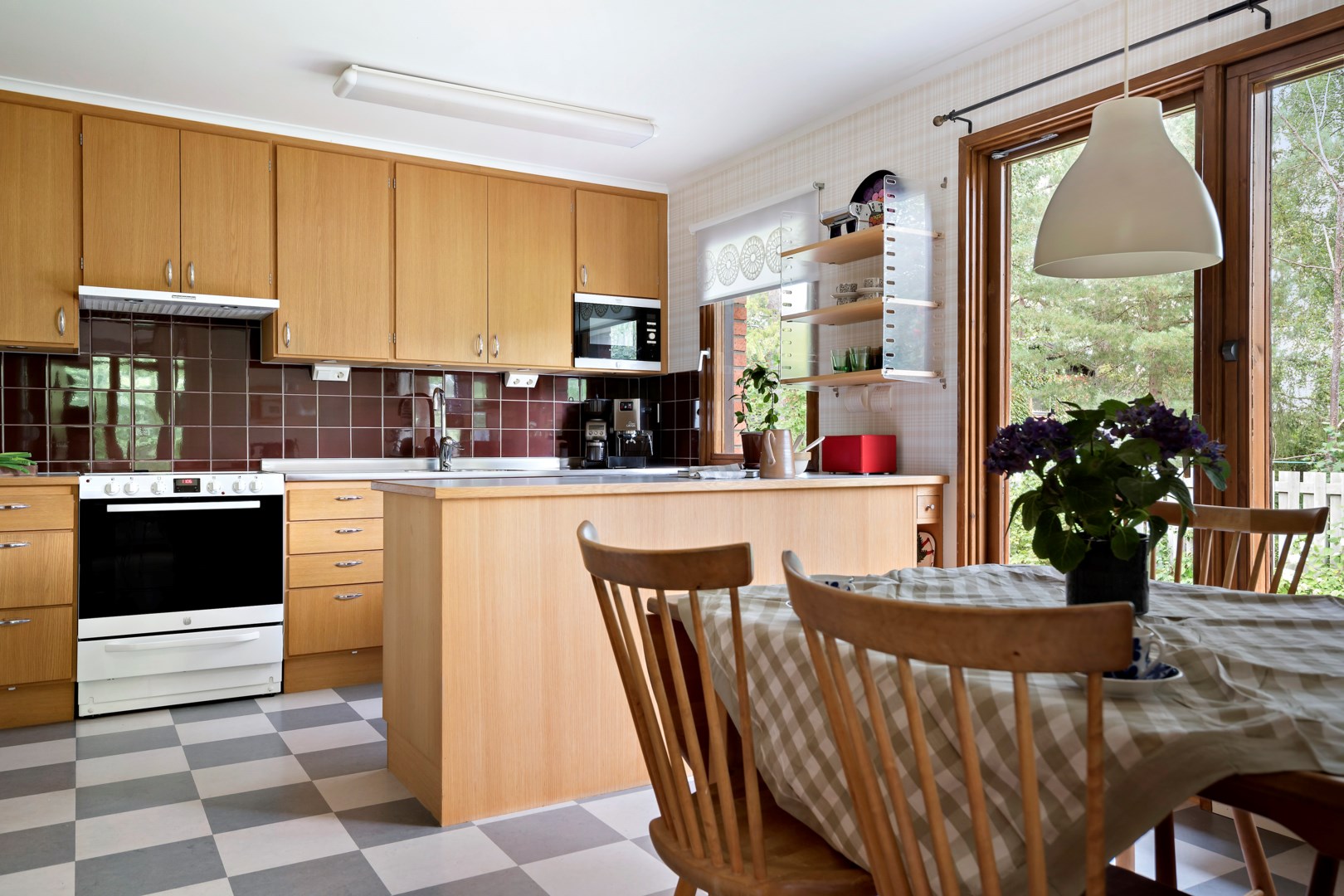 Bostadsbild från Blåmesvägen 7A, Såld i Sunnersta, Uppsala