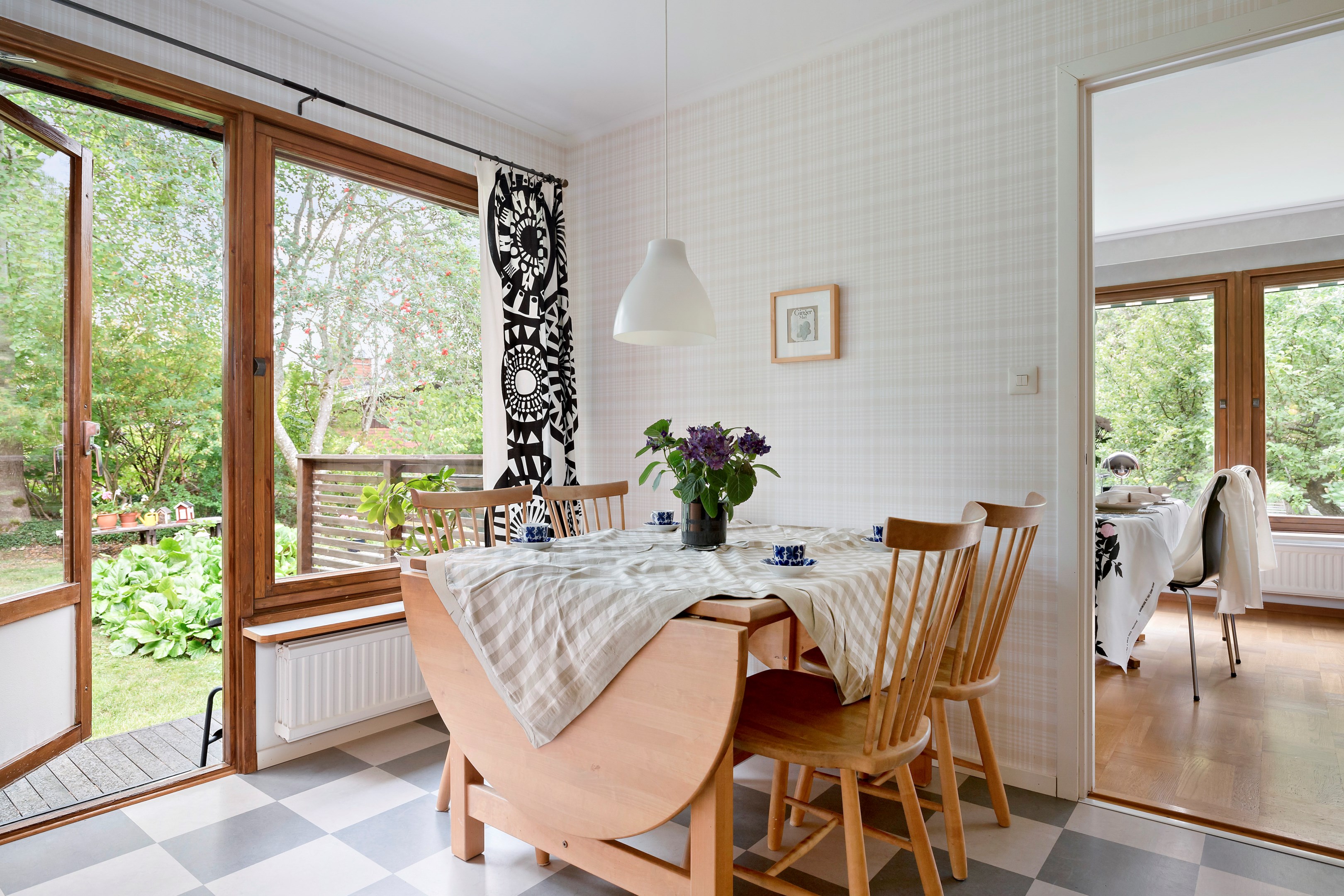 Bostadsbild från Blåmesvägen 7A, Såld i Sunnersta, Uppsala