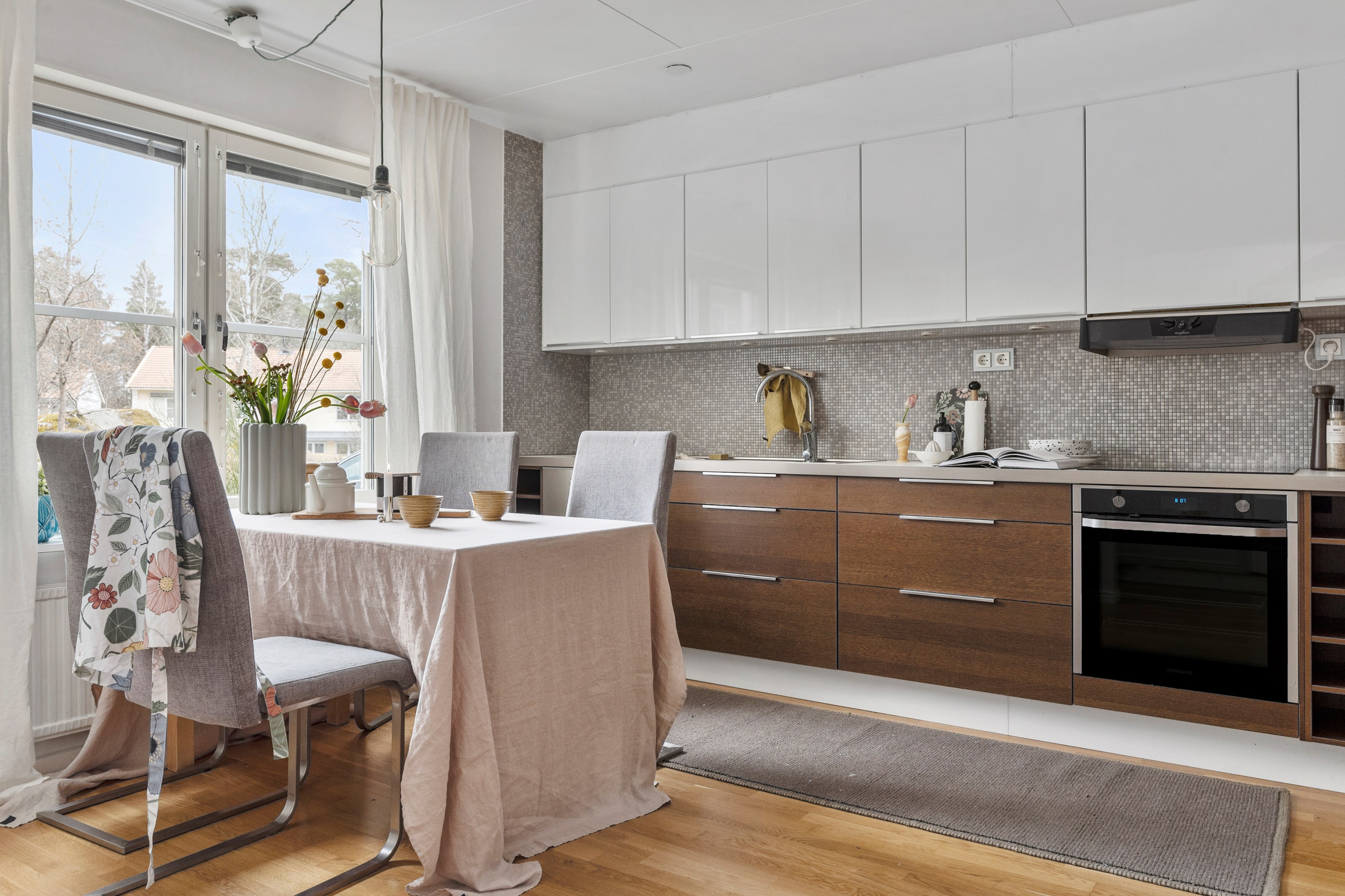 Bostadsbild från Svankärrsvägen 8A, Såld i Sunnersta, Uppsala