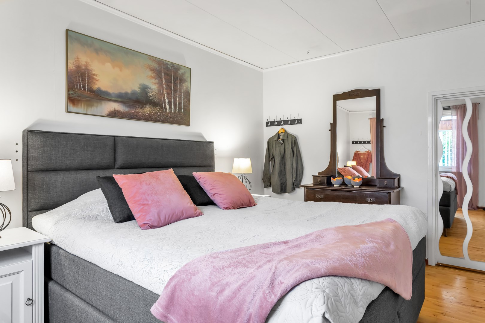 Bostadsbild från Arkitektvägen 60, Såld i Vänge, Uppsala