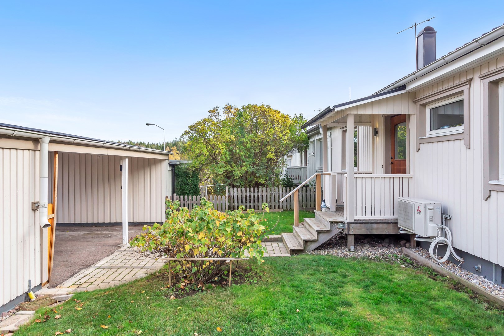 Bostadsbild från Arkitektvägen 60, Såld i Vänge, Uppsala