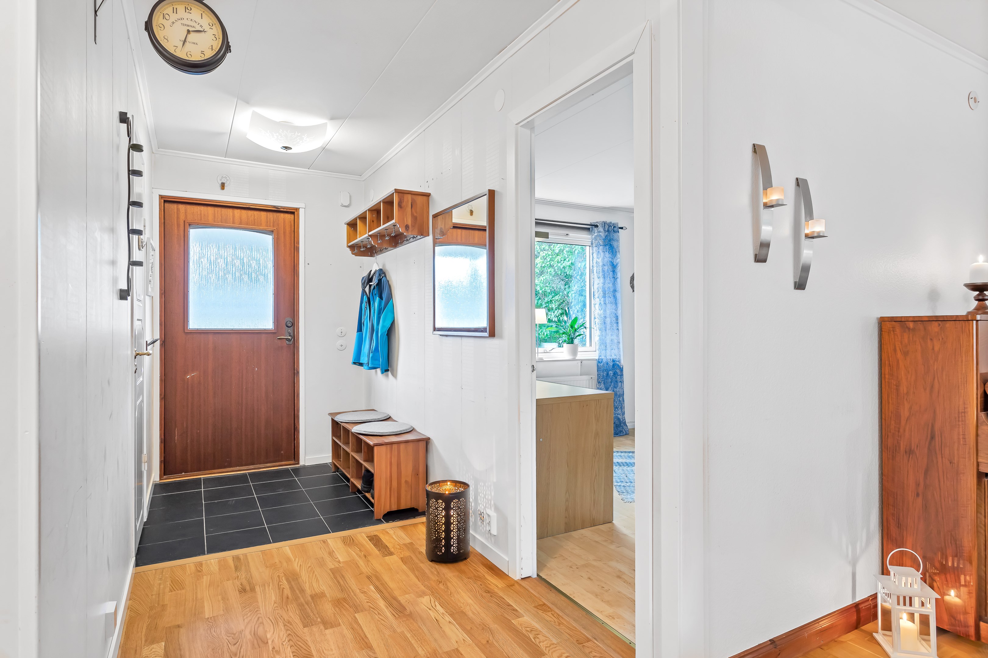 Bostadsbild från Arkitektvägen 60, Såld i Vänge, Uppsala