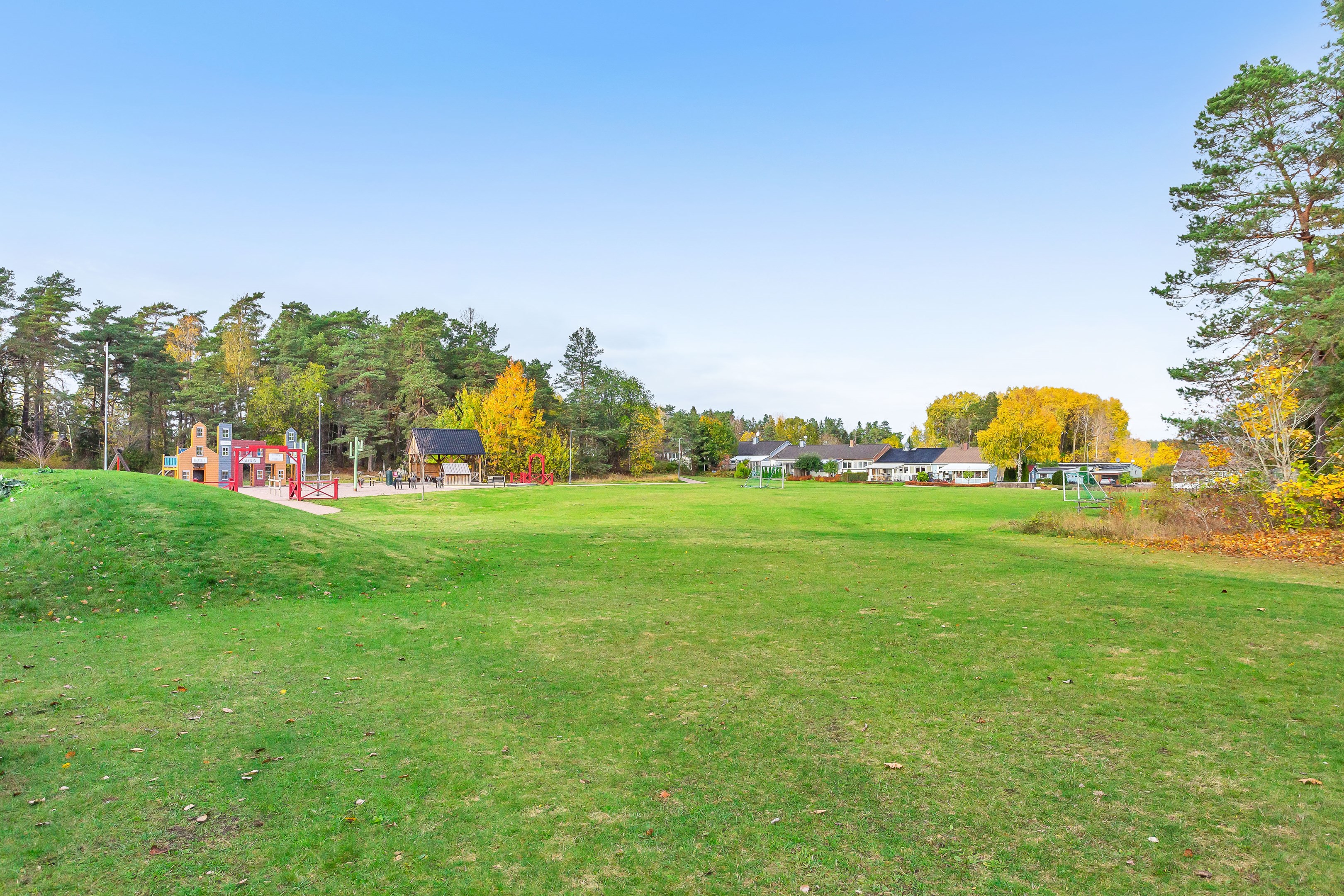 Bostadsbild från Arkitektvägen 60, Såld i Vänge, Uppsala