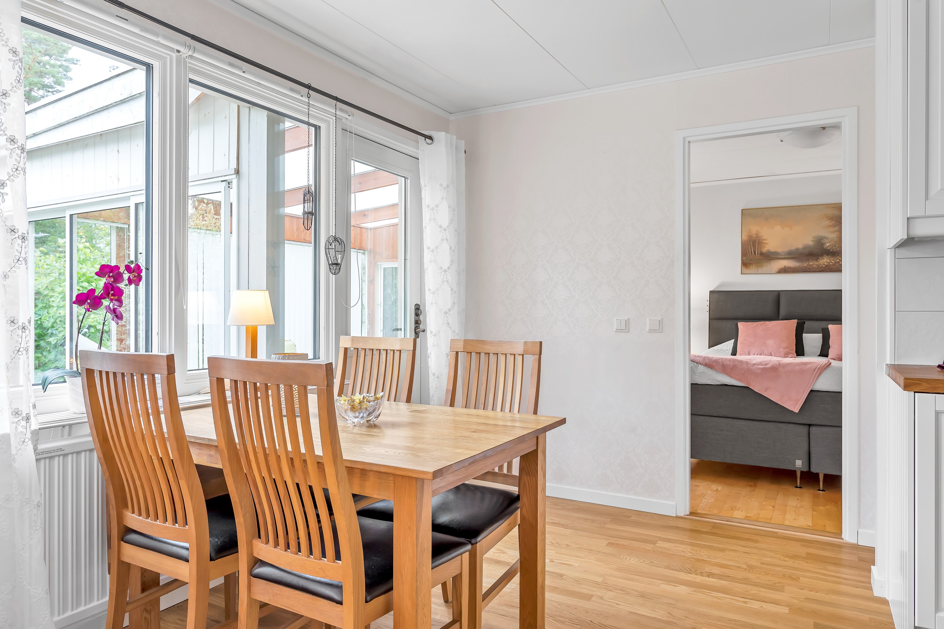 Bostadsbild från Arkitektvägen 60, Såld i Vänge, Uppsala