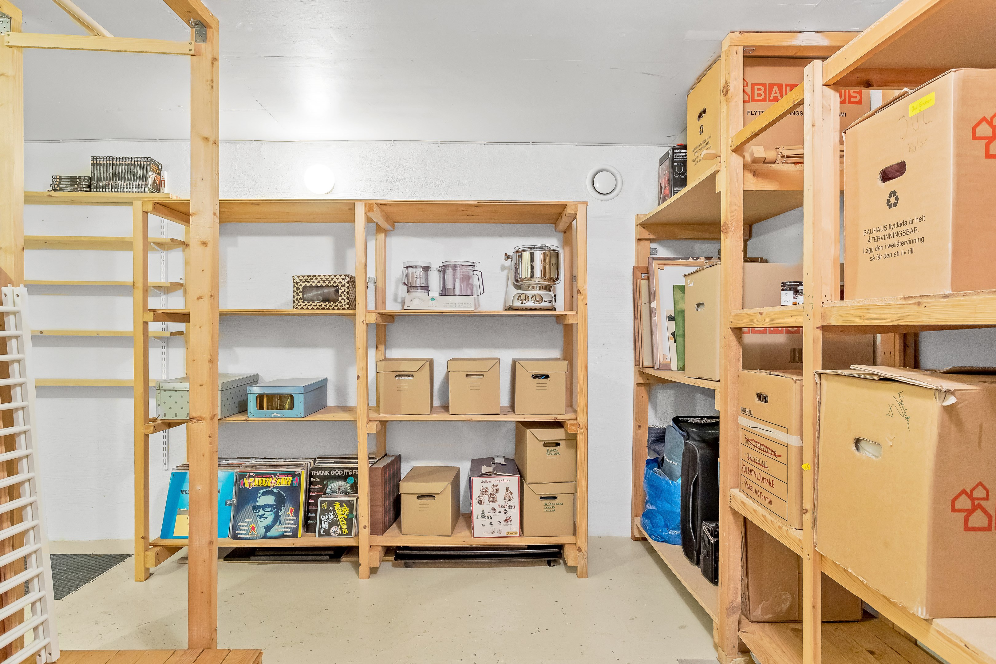 Bostadsbild från Arkitektvägen 60, Såld i Vänge, Uppsala