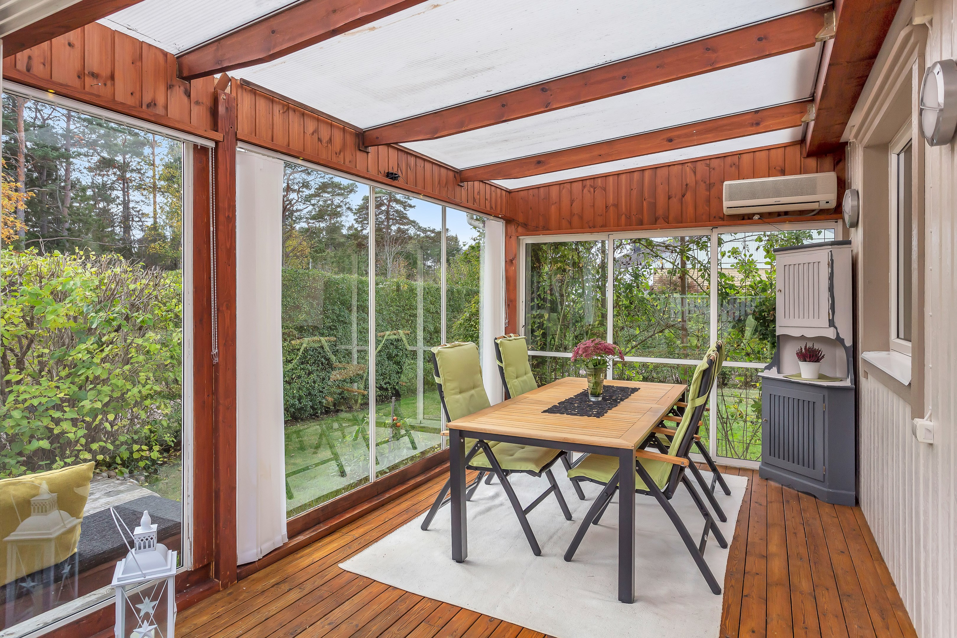 Bostadsbild från Arkitektvägen 60, Såld i Vänge, Uppsala