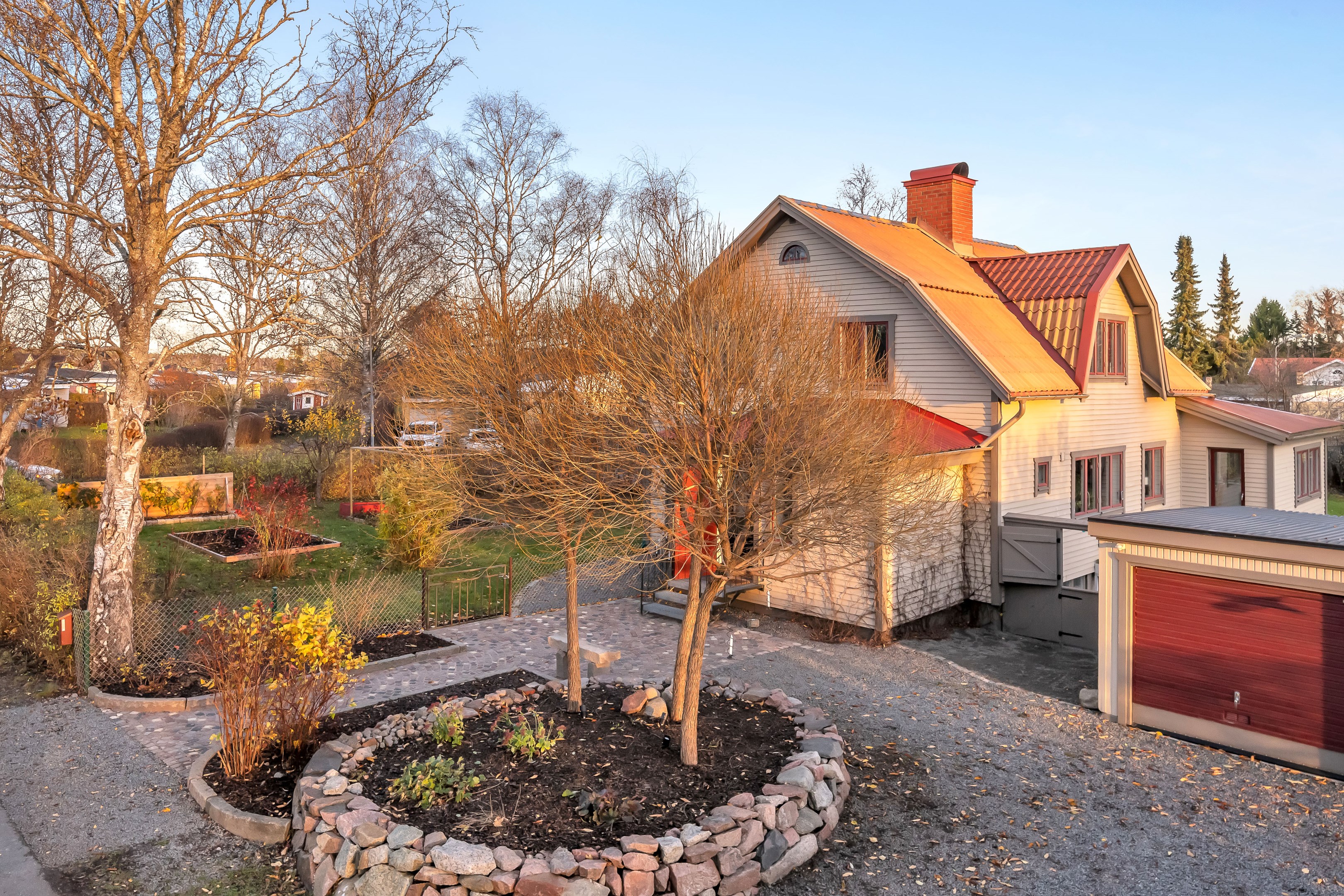 Bostadsbild från Brunna björkväg 5, Såld i Vänge, Uppsala