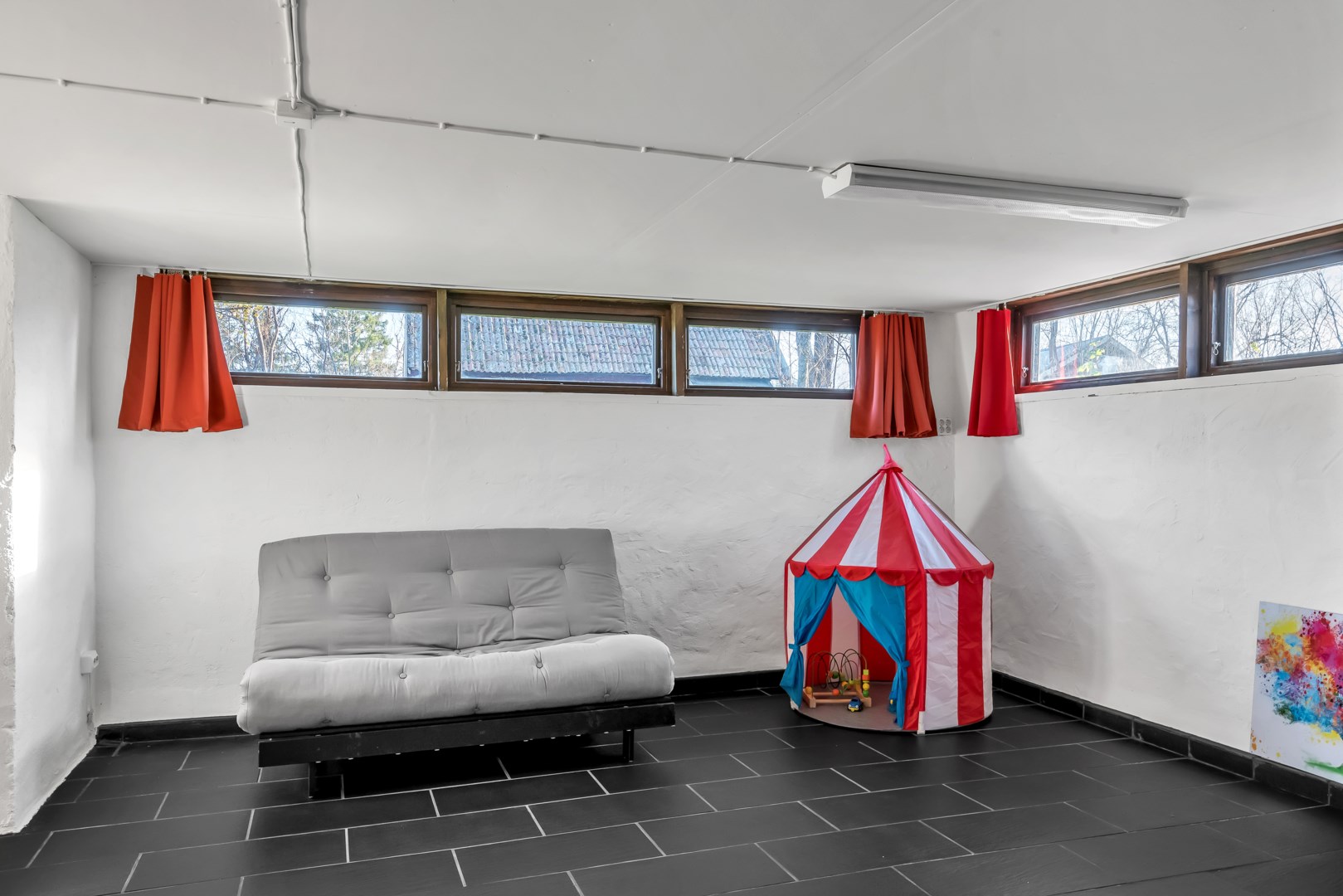 Bostadsbild från Brunna björkväg 5, Såld i Vänge, Uppsala