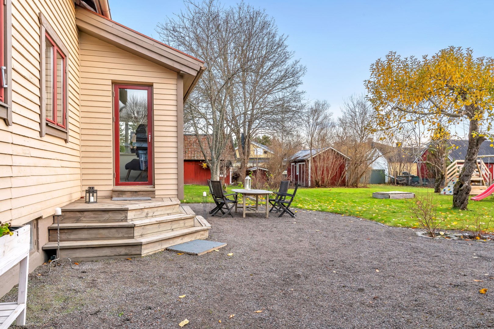 Bostadsbild från Brunna björkväg 5, Såld i Vänge, Uppsala