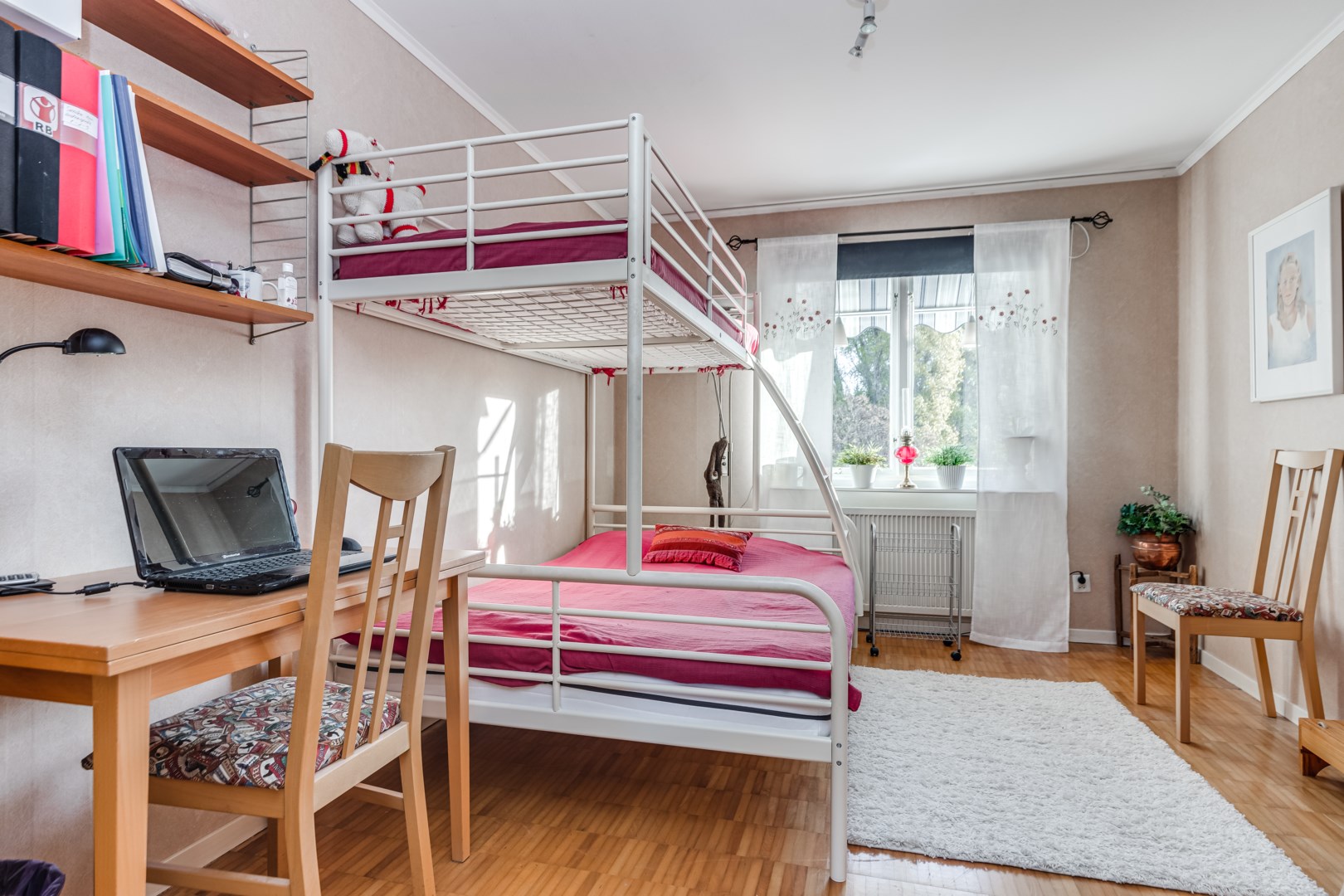 Bostadsbild från Korpvägen 27, Såld i Sörby, Gävle