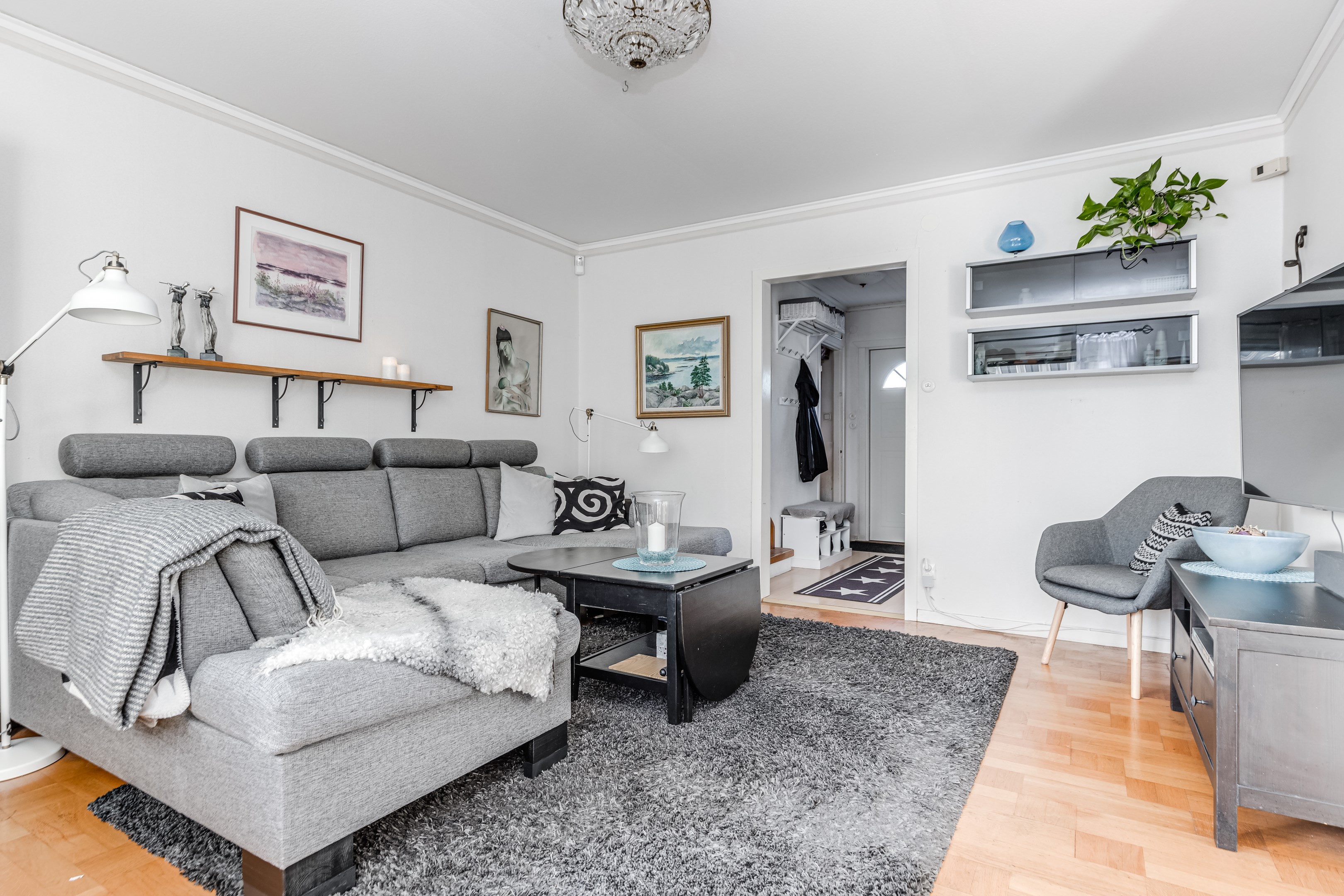 Bostadsbild från Korpvägen 27, Såld i Sörby, Gävle