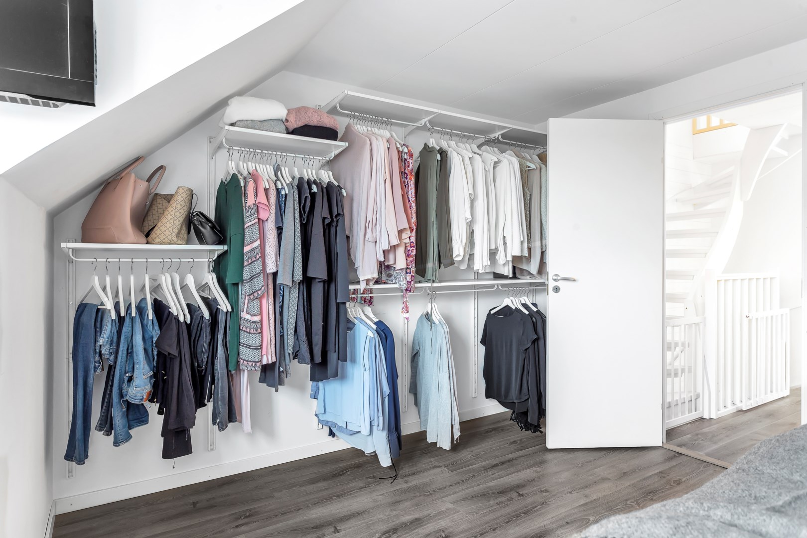 Bostadsbild från Handarbetsvägen 45, Såld i Nåntuna, Uppsala