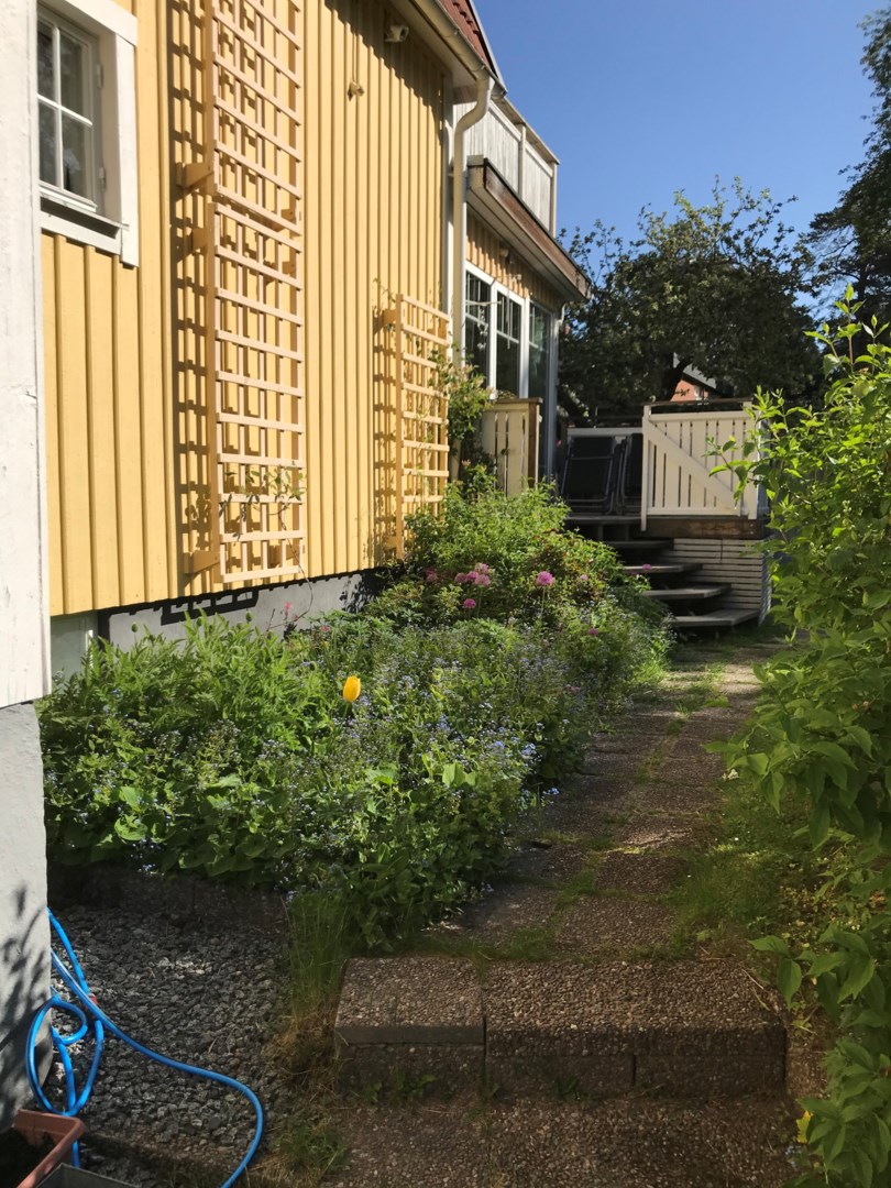 Bostadsbild från Gråbergsvägen 15A, Såld i Eriksberg, Uppsala