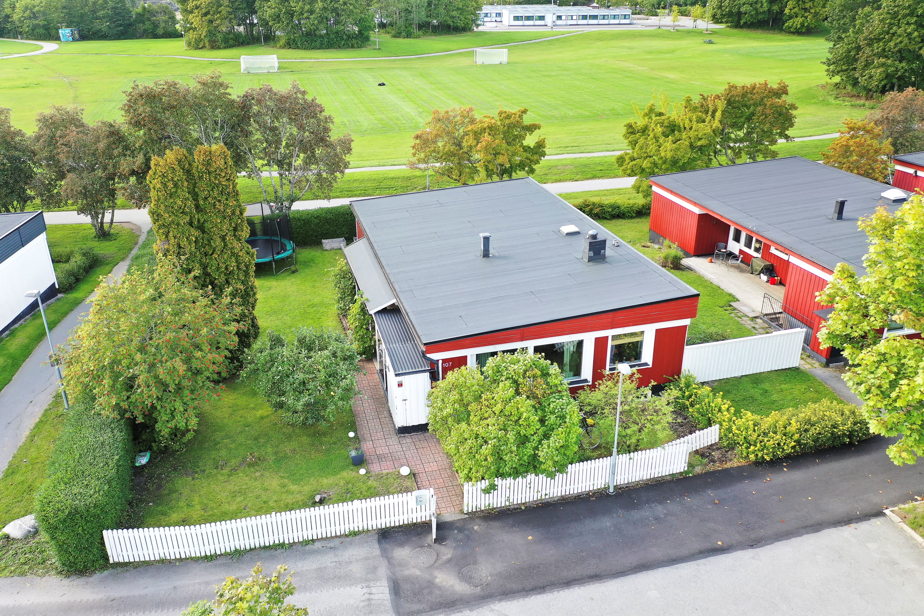 Bostadsbild från Timjansgatan 107, Såld i Årsta, Uppsala