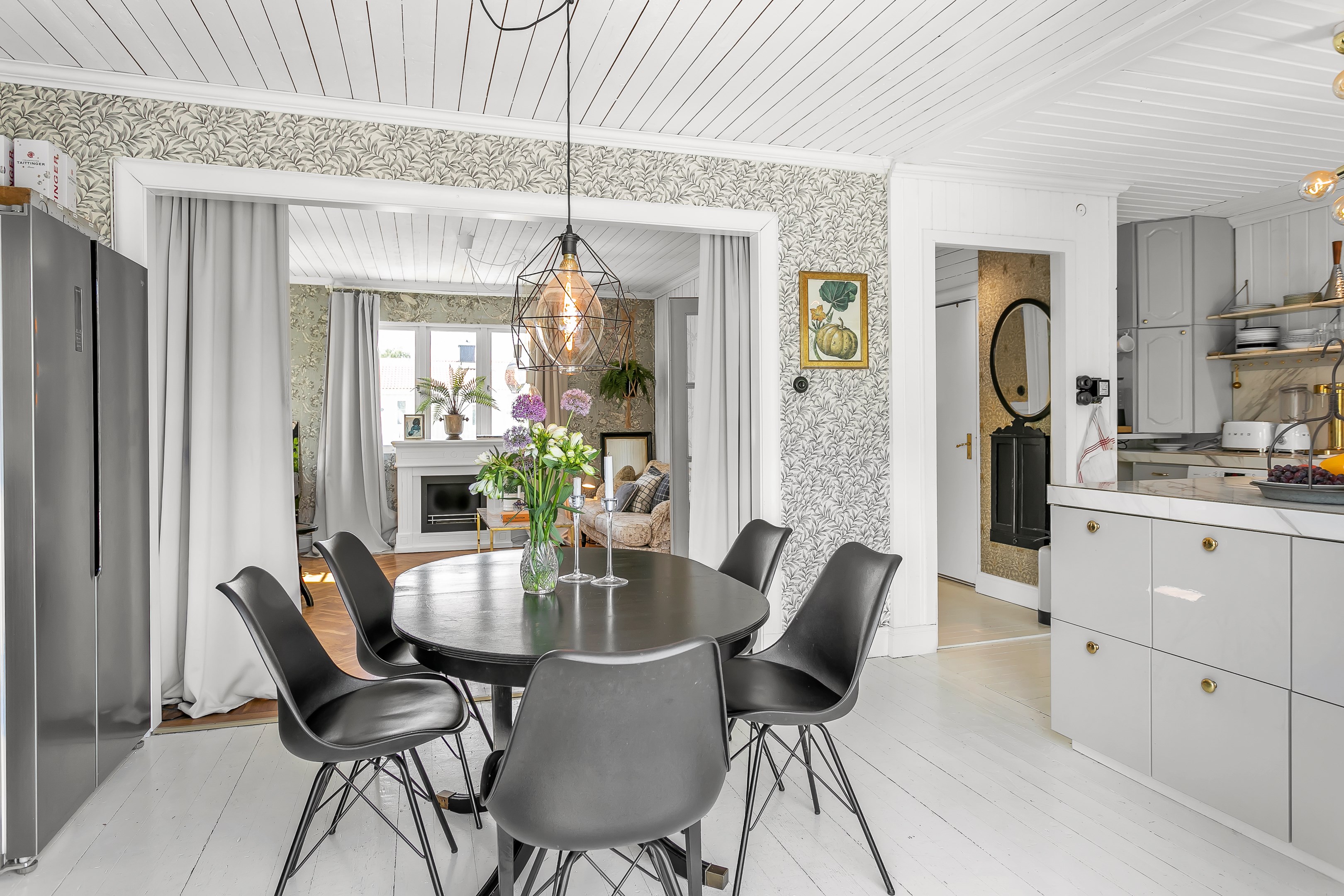 Bostadsbild från Ingvarsgatan 73A, Såld i Svartbäcken, Uppsala