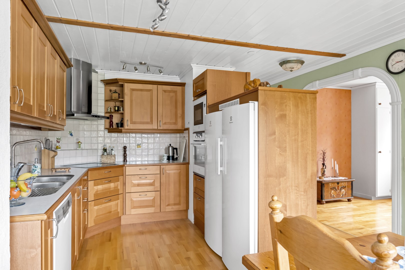 Bostadsbild från Ullsaxvägen 16, Såld i Valsätra, Uppsala