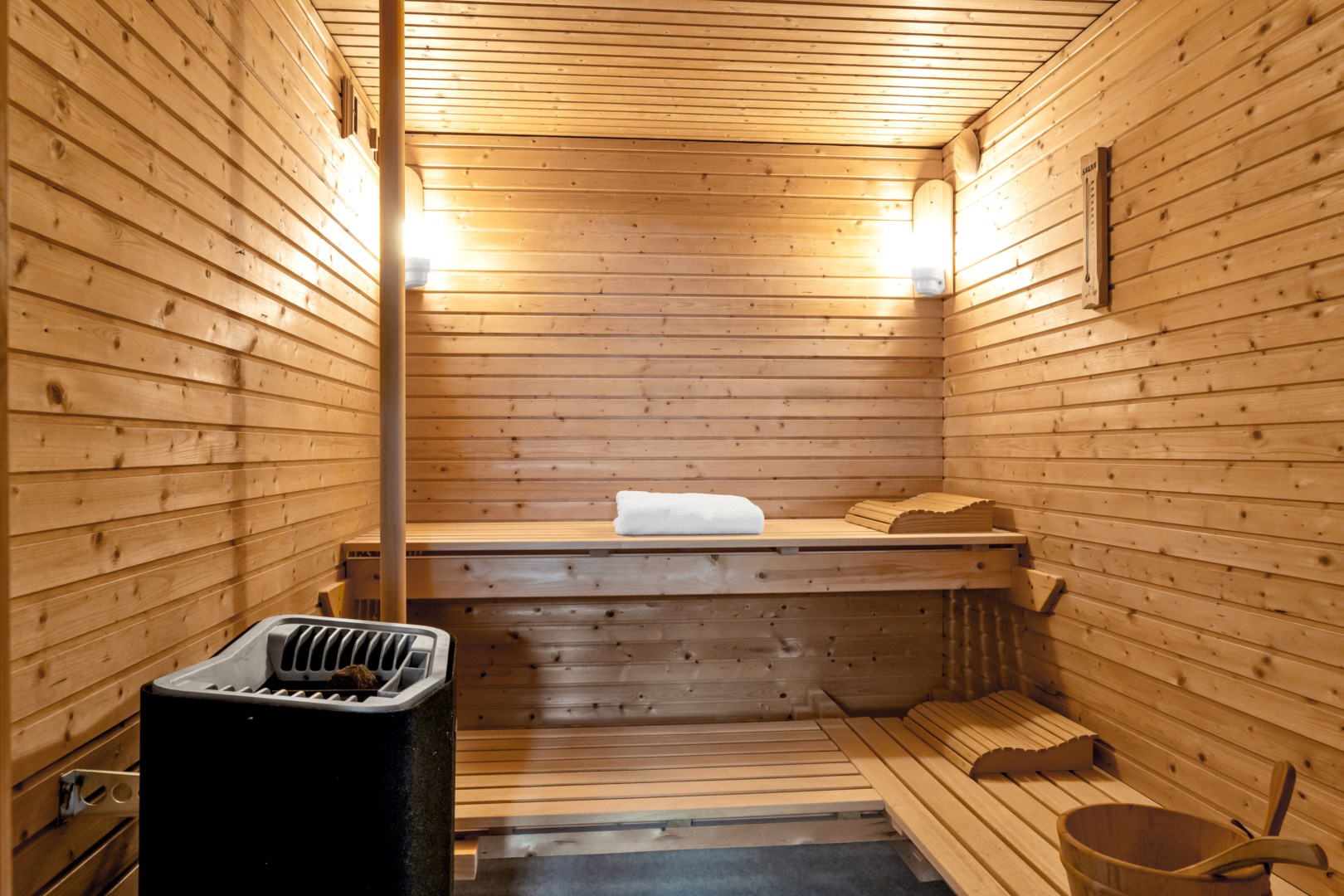 Bostadsbild från Ullsaxvägen 16, Såld i Valsätra, Uppsala