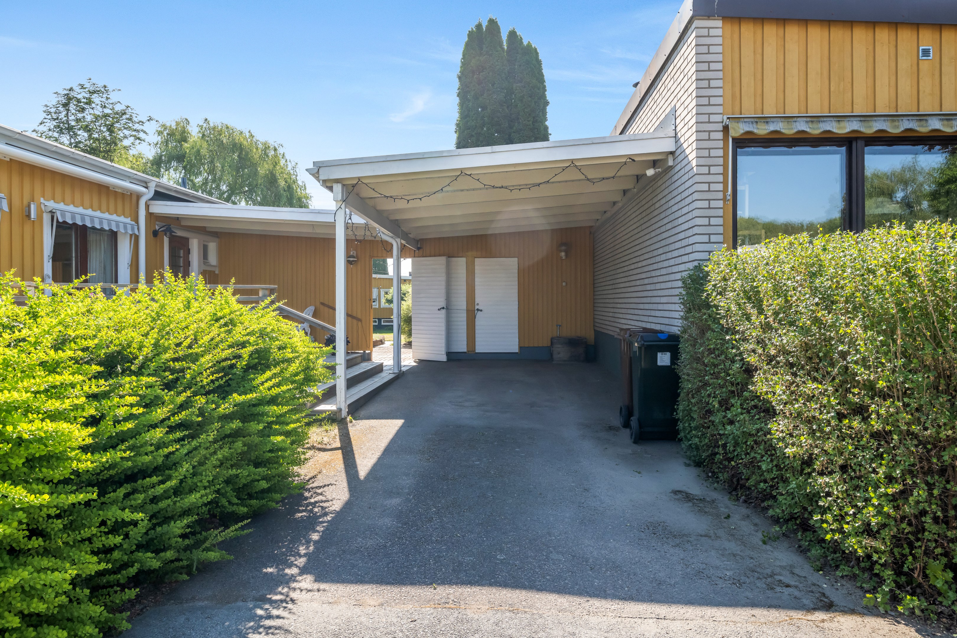 Bostadsbild från Ullsaxvägen 16, Såld i Valsätra, Uppsala