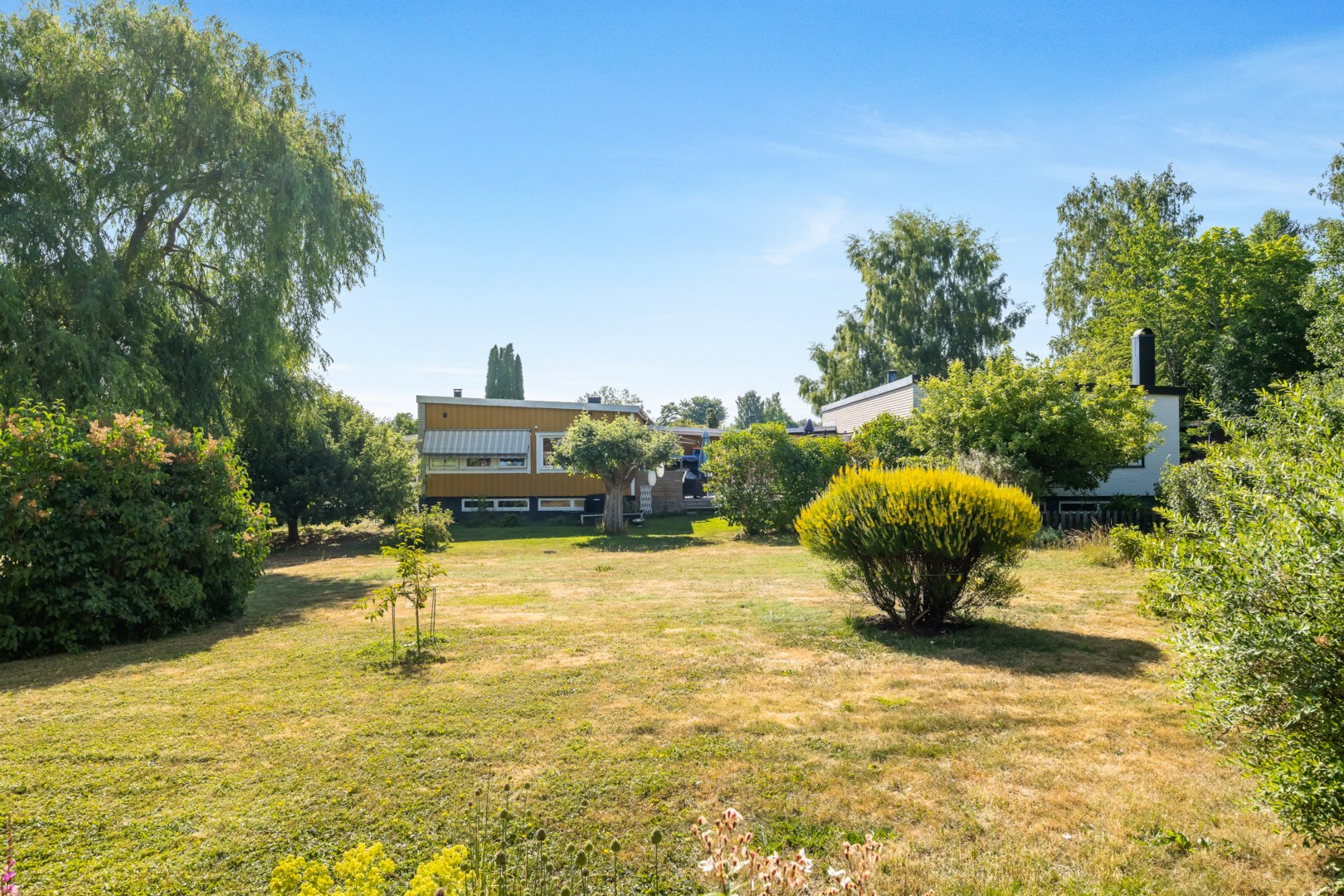 Bostadsbild från Ullsaxvägen 16, Såld i Valsätra, Uppsala