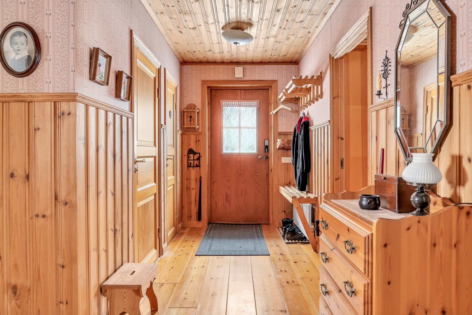 Bostadsbild från Lännalöt 12, Såld i Länna, Uppsala