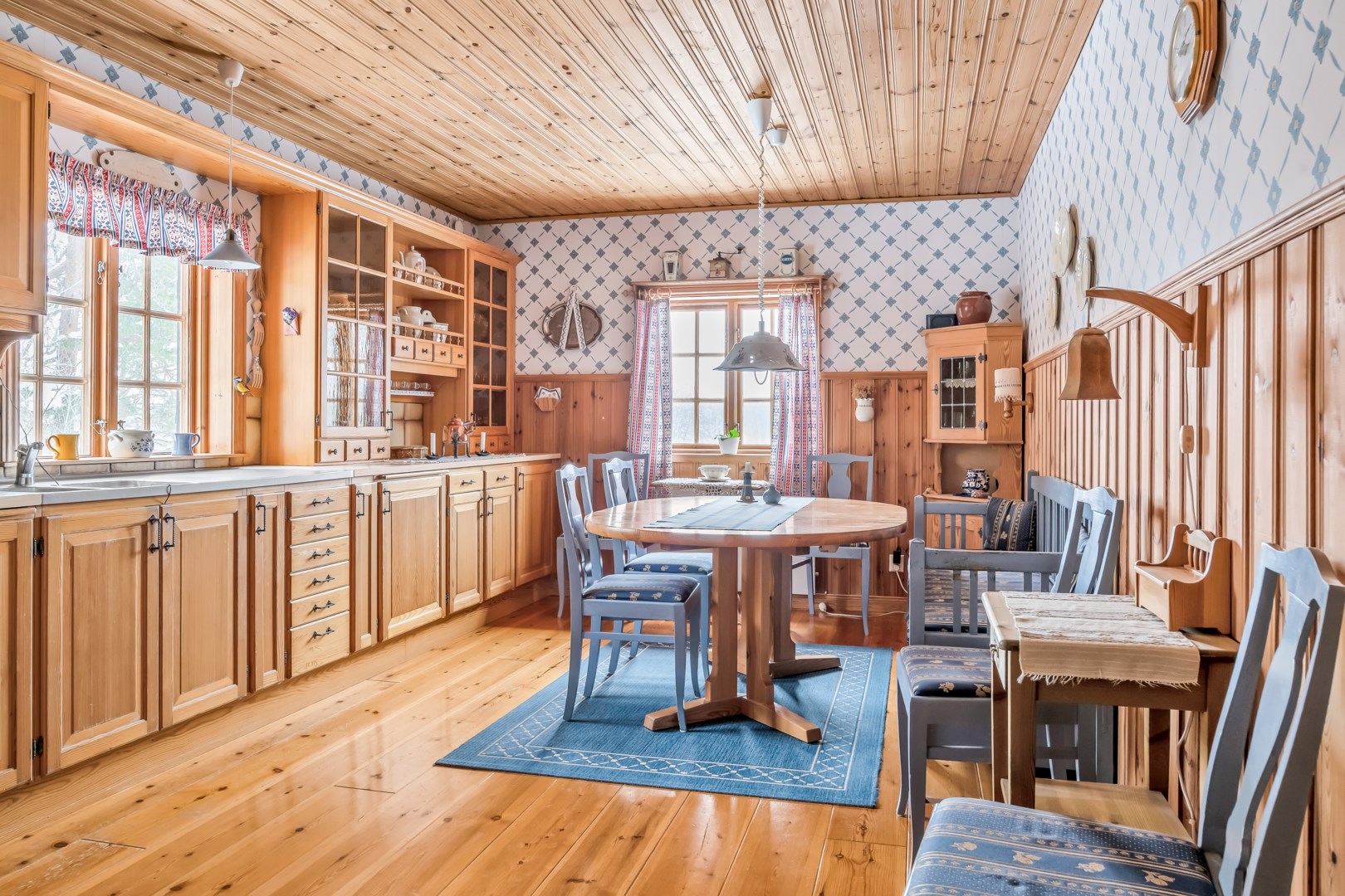 Bostadsbild från Lännalöt 12, Såld i Länna, Uppsala