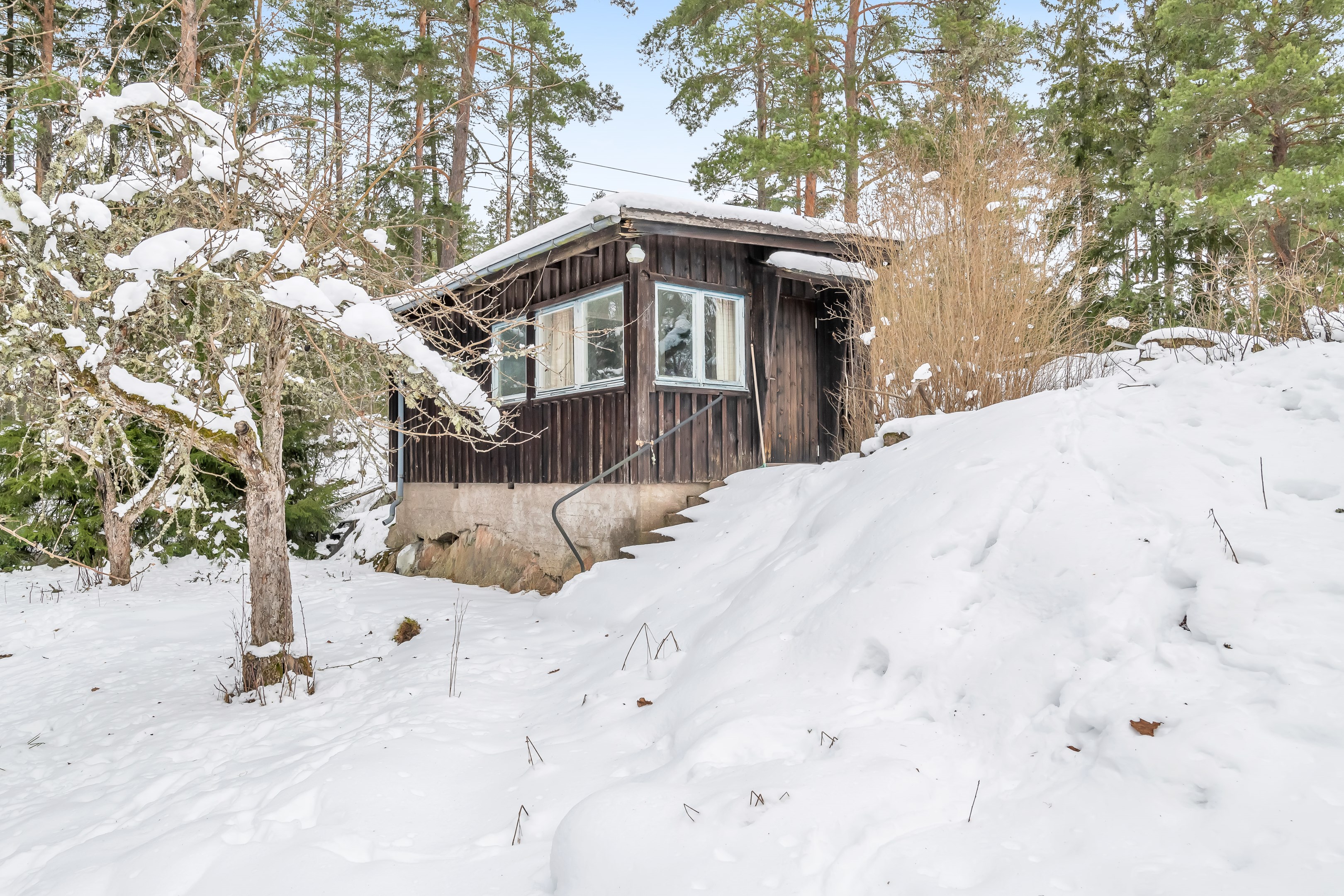Bostadsbild från Lännalöt 12, Såld i Länna, Uppsala