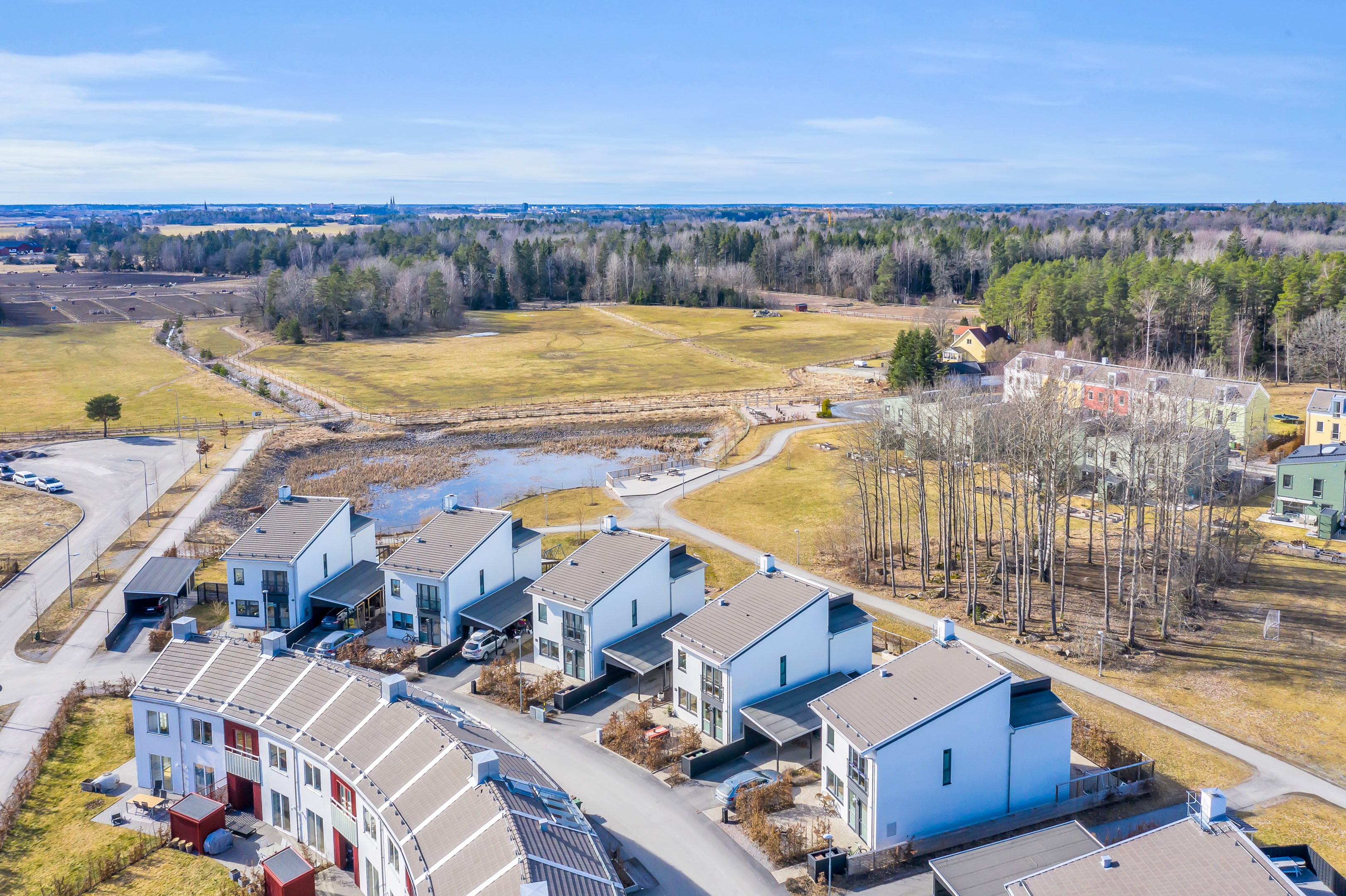 Bostadsbild från Rotetorpsvägen 13, Såld i Lindbacken, Uppsala