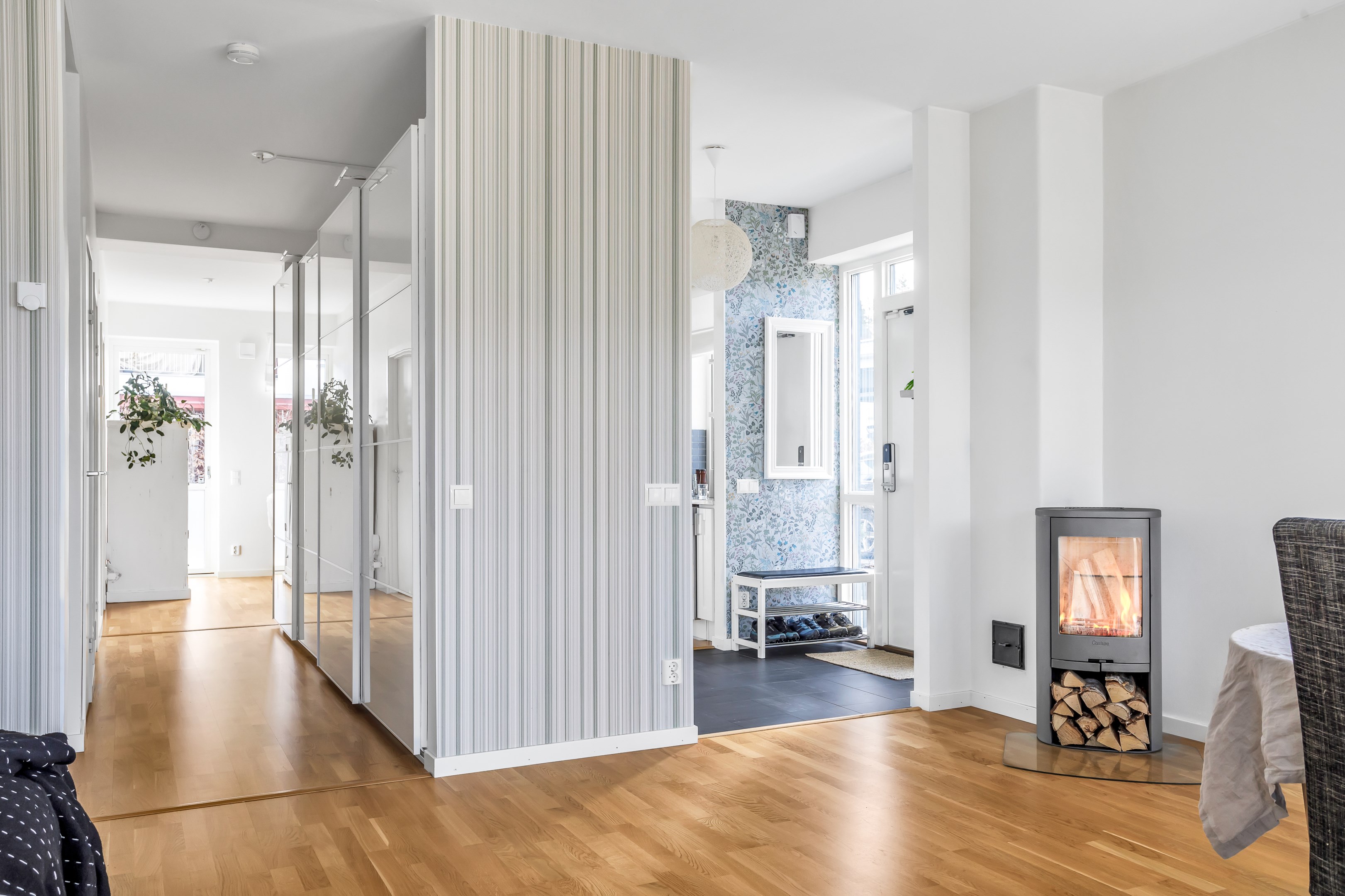 Bostadsbild från Rotetorpsvägen 13, Såld i Lindbacken, Uppsala