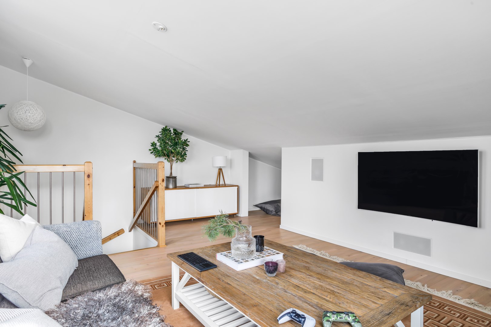 Bostadsbild från Rotetorpsvägen 13, Såld i Lindbacken, Uppsala