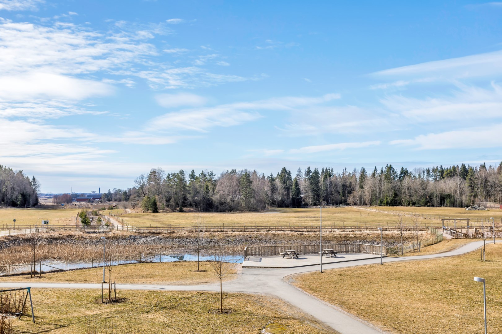 Bostadsbild från Rotetorpsvägen 13, Såld i Lindbacken, Uppsala