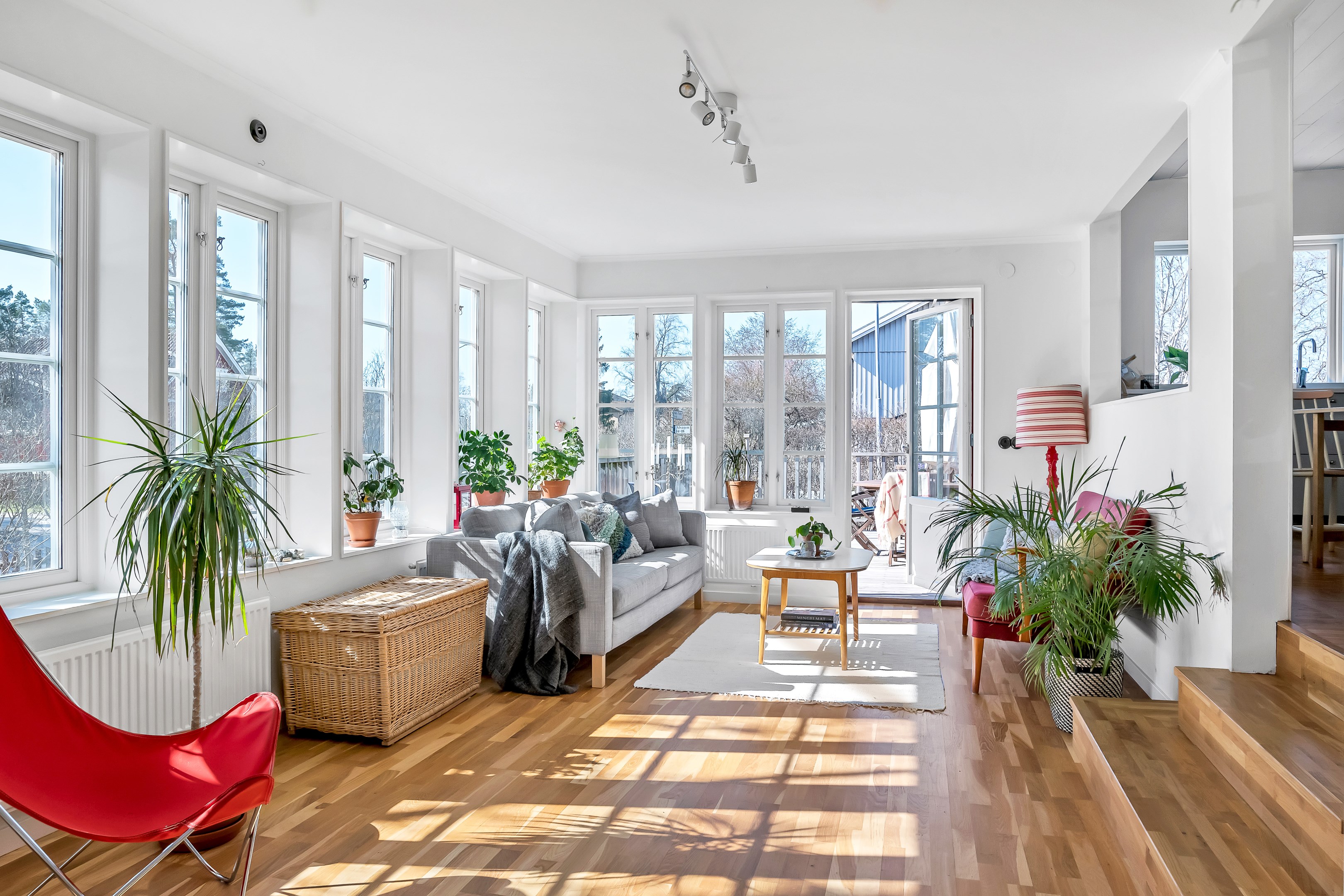 Bostadsbild från Södra Parkvägen 13, Såld i Norby, Uppsala