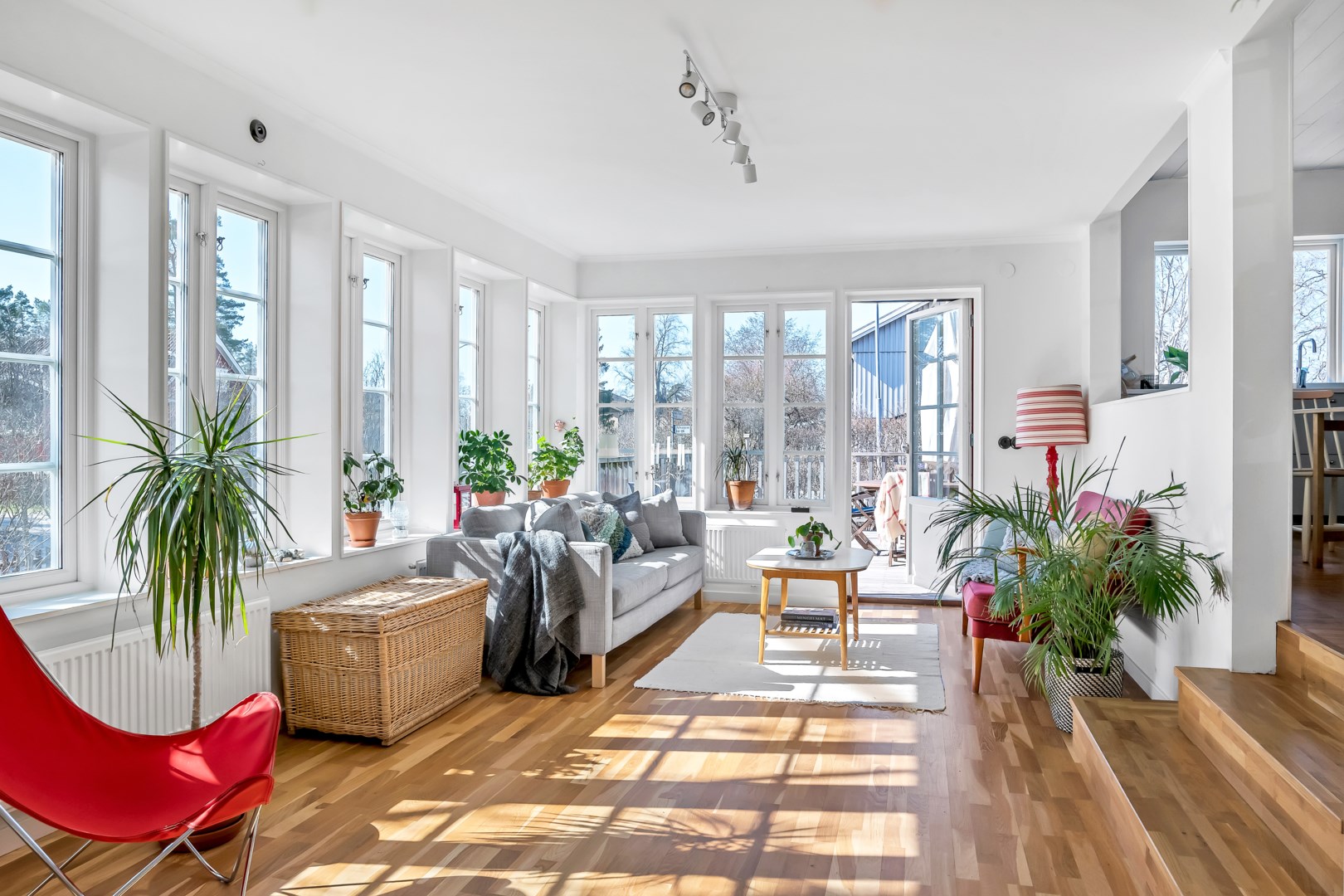 Bostadsbild från Södra Parkvägen 13, Såld i Norby, Uppsala