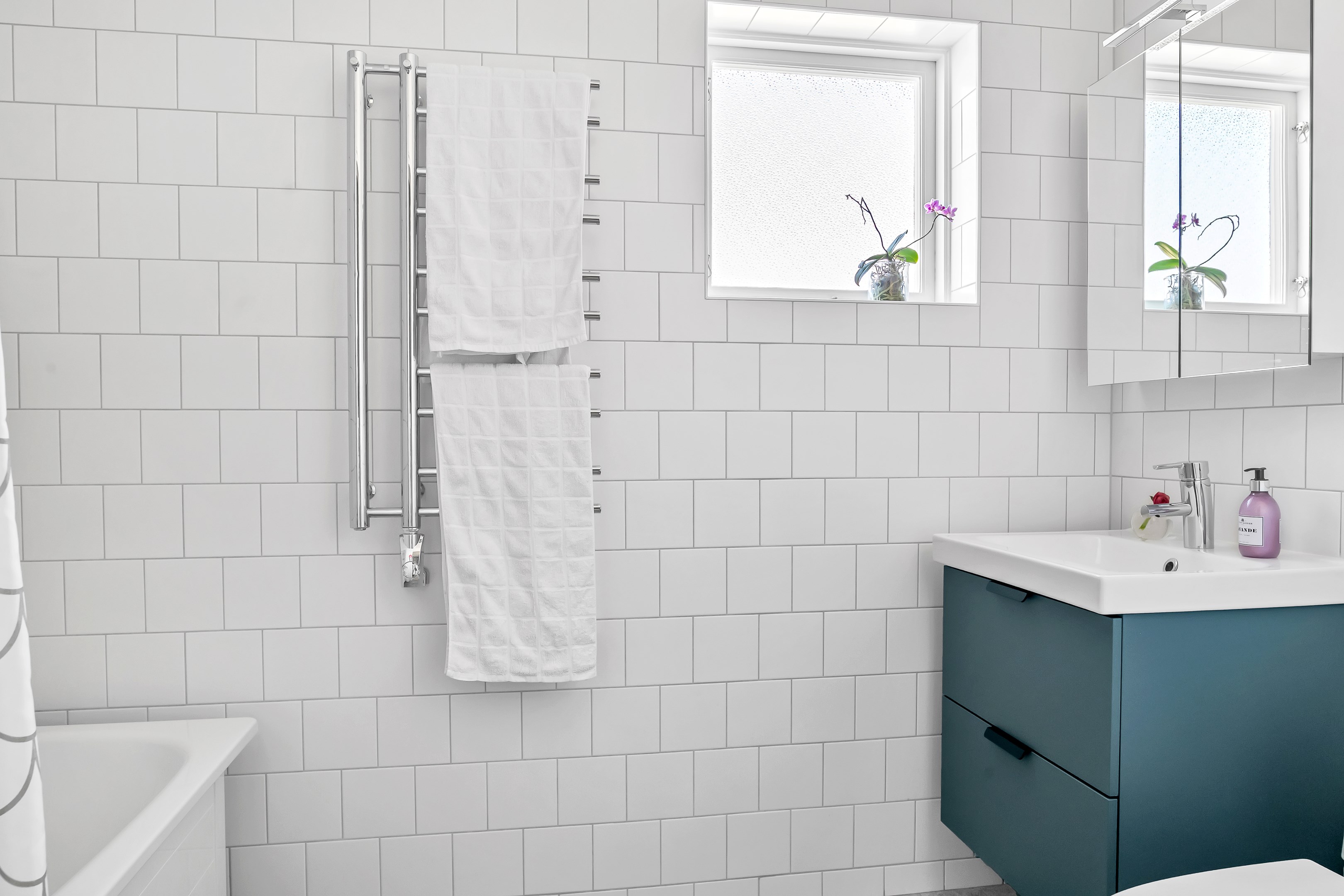 Bostadsbild från Södra Parkvägen 13, Såld i Norby, Uppsala