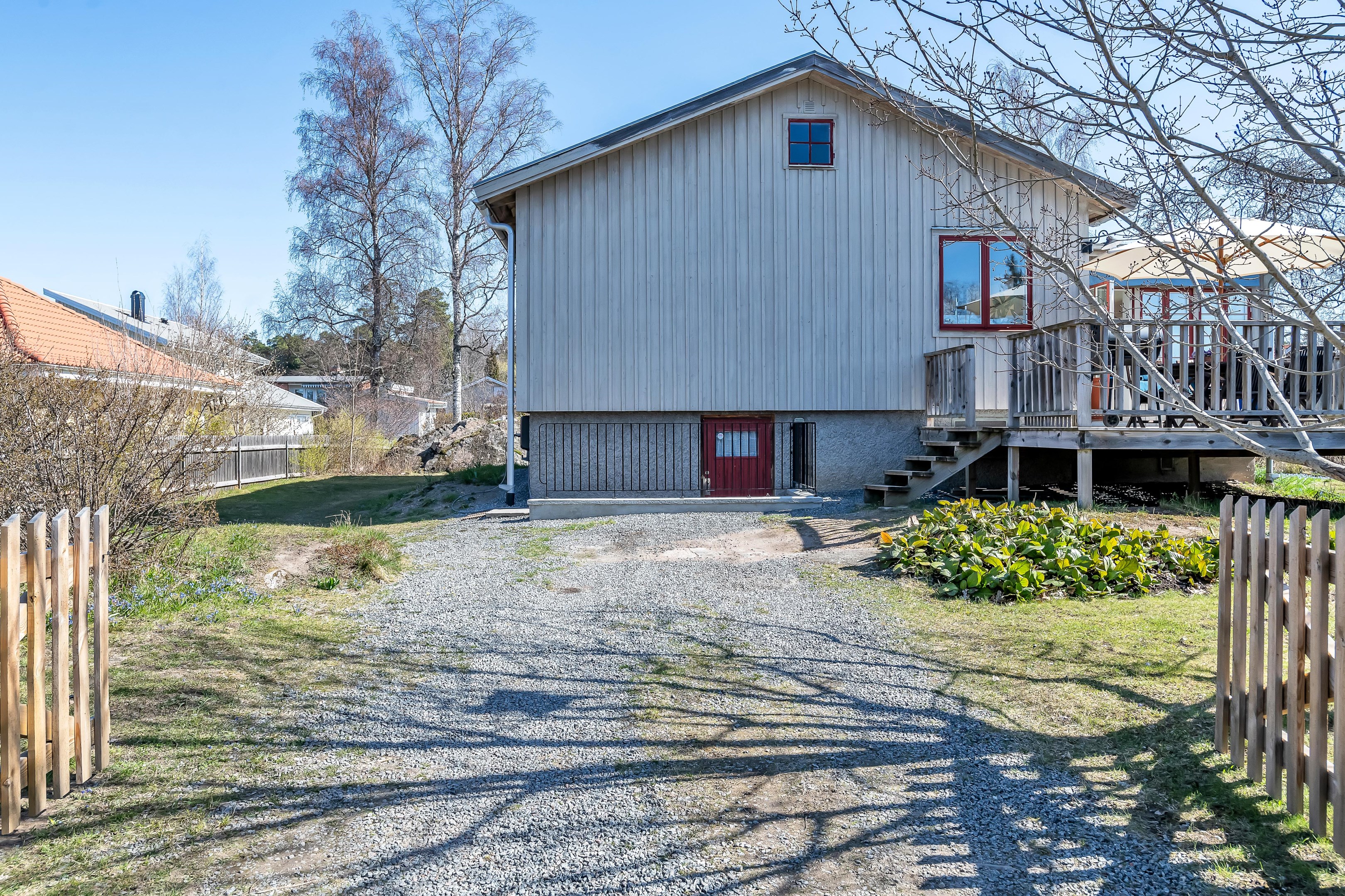 Bostadsbild från Södra Parkvägen 13, Såld i Norby, Uppsala
