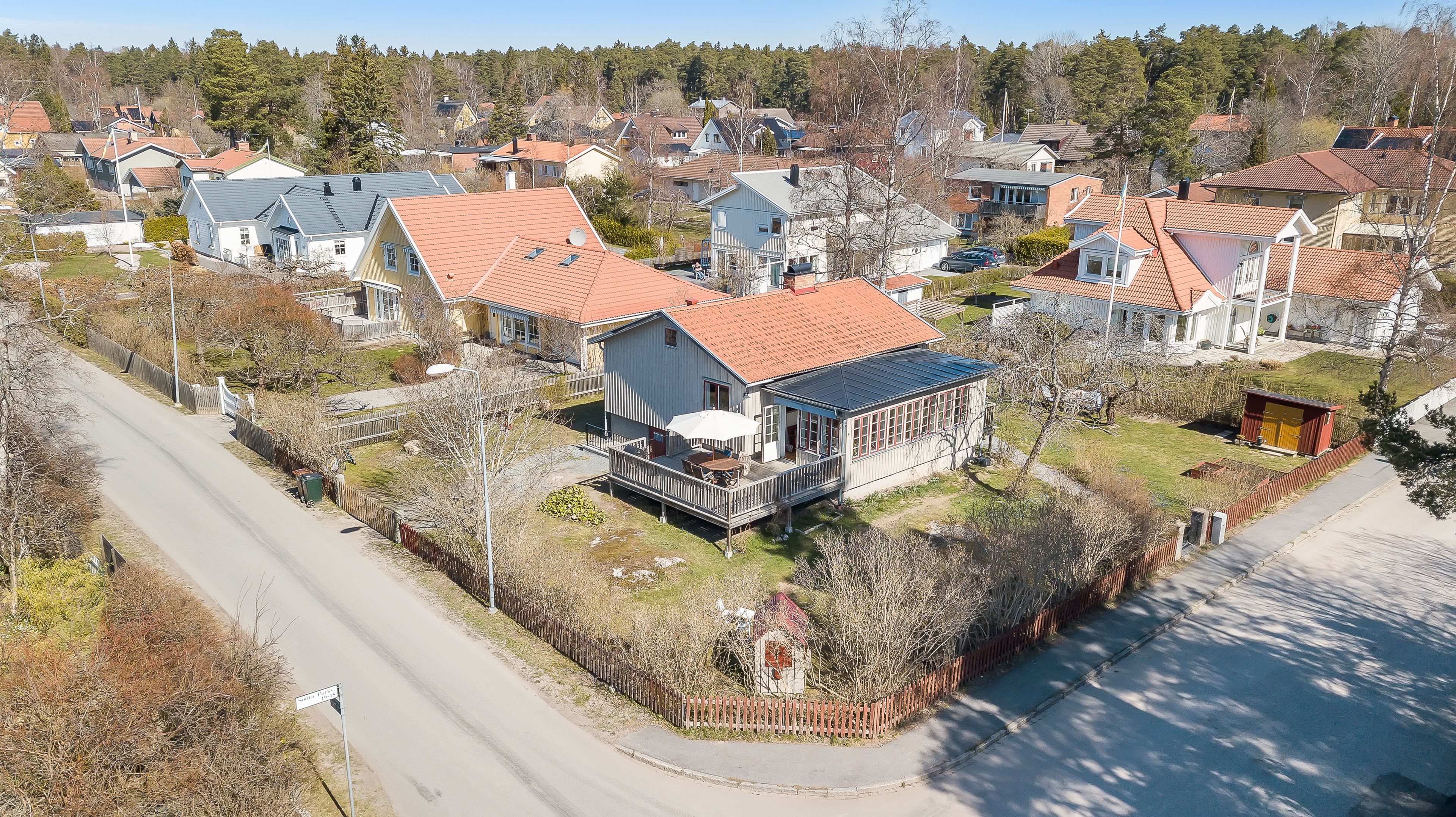 Bostadsbild från Södra Parkvägen 13, Såld i Norby, Uppsala