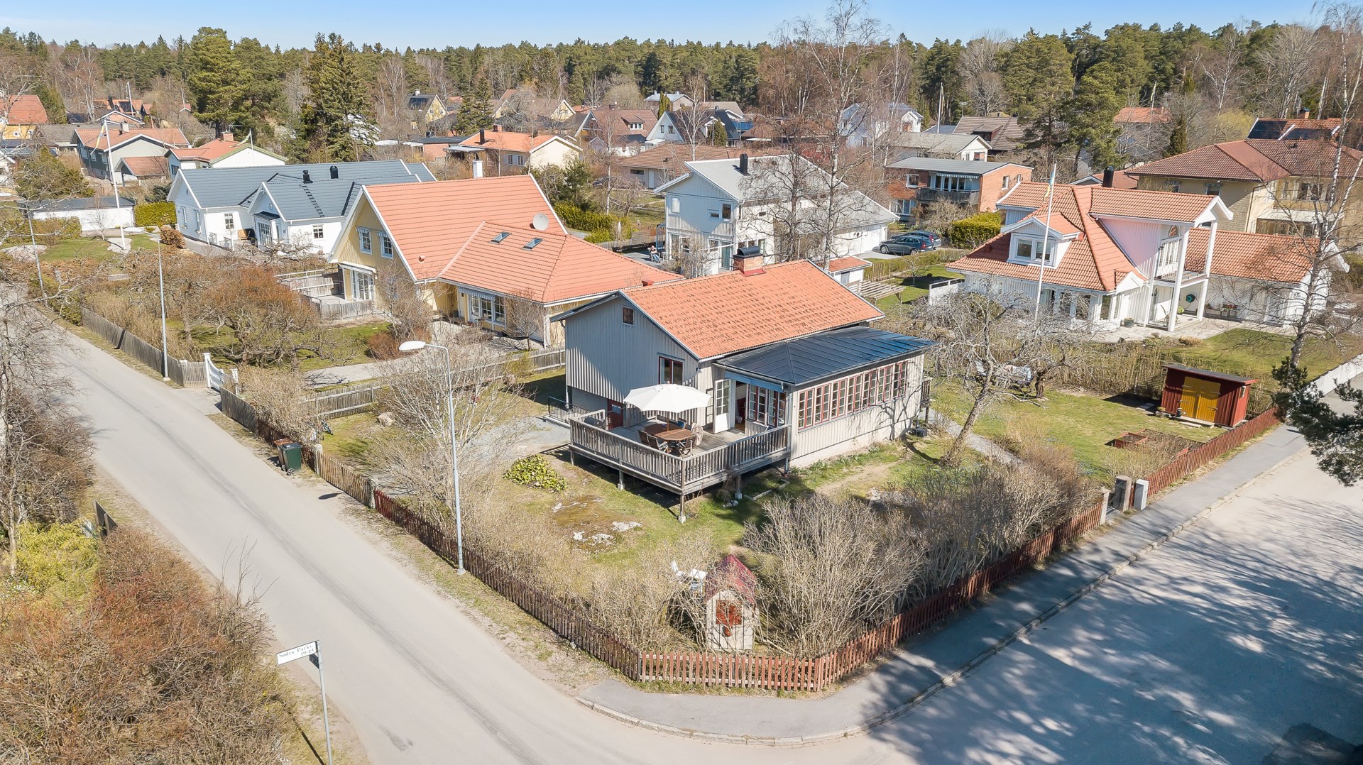 Bostadsbild från Södra Parkvägen 13, Såld i Norby, Uppsala