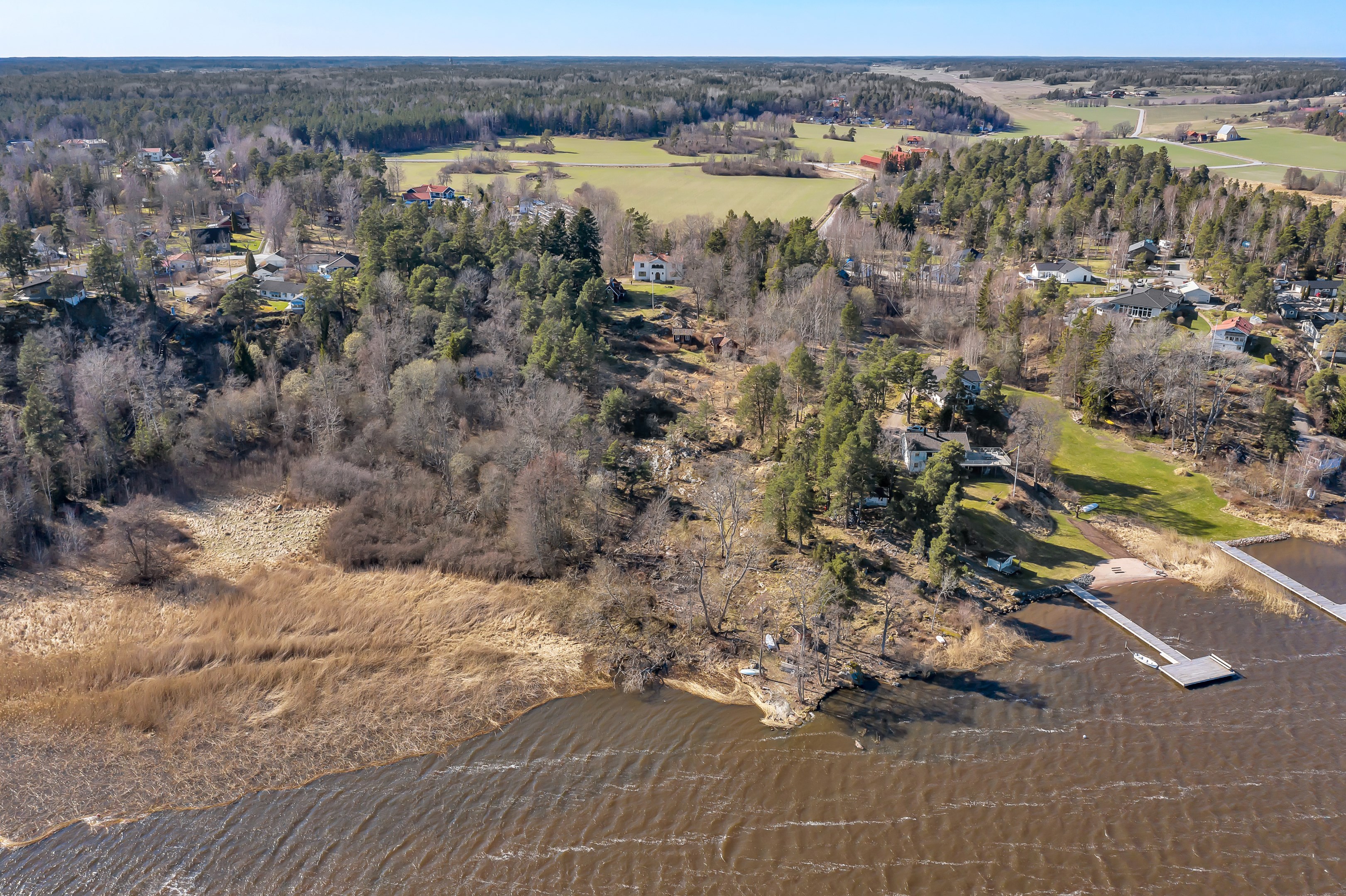 Bostadsbild från Vreta strandväg 16, Såld i Ytternäs/Vreta, Uppsala