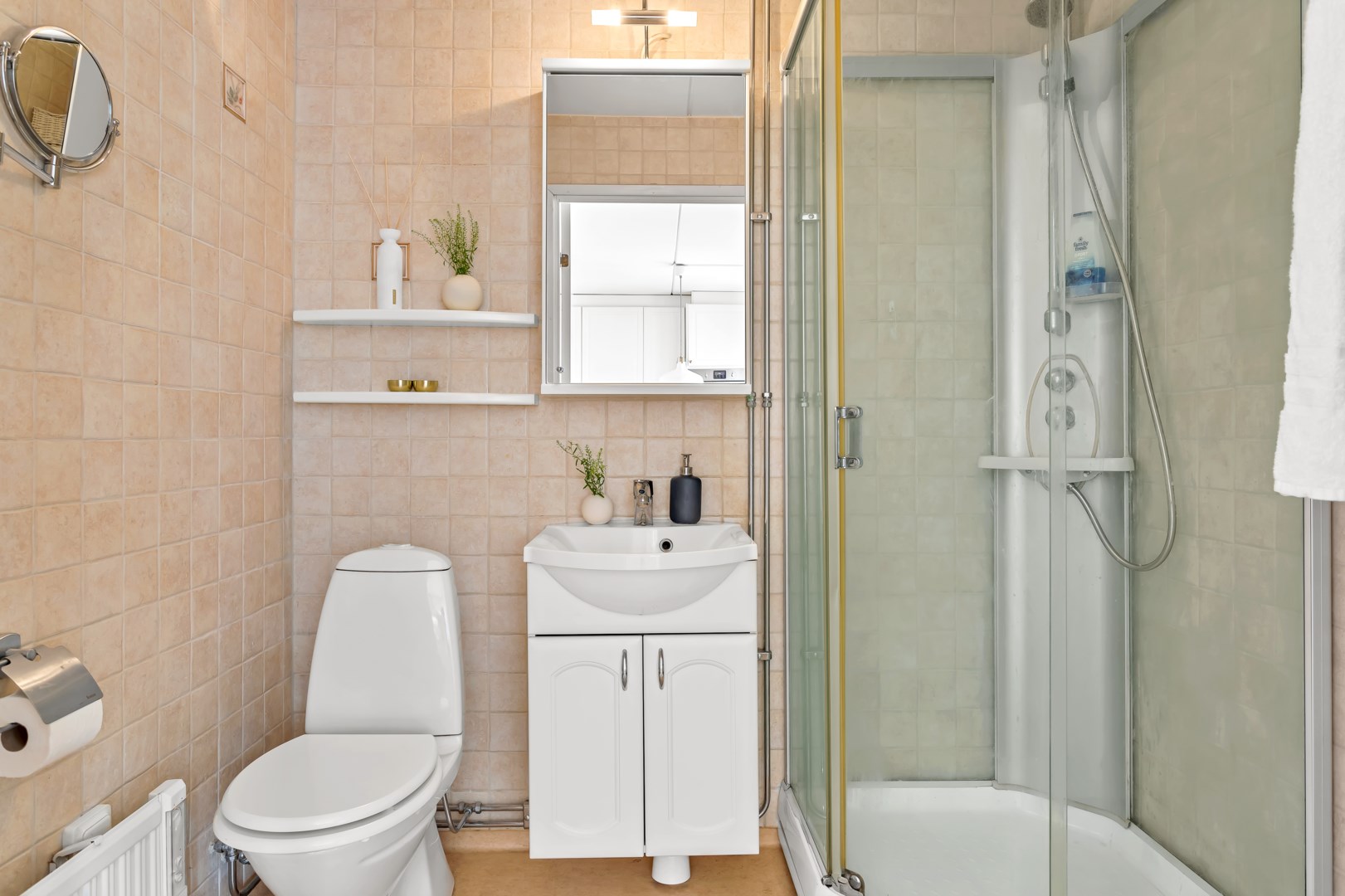 Bostadsbild från Gråalsvägen 26, Såld i Lövstalöt, Uppsala